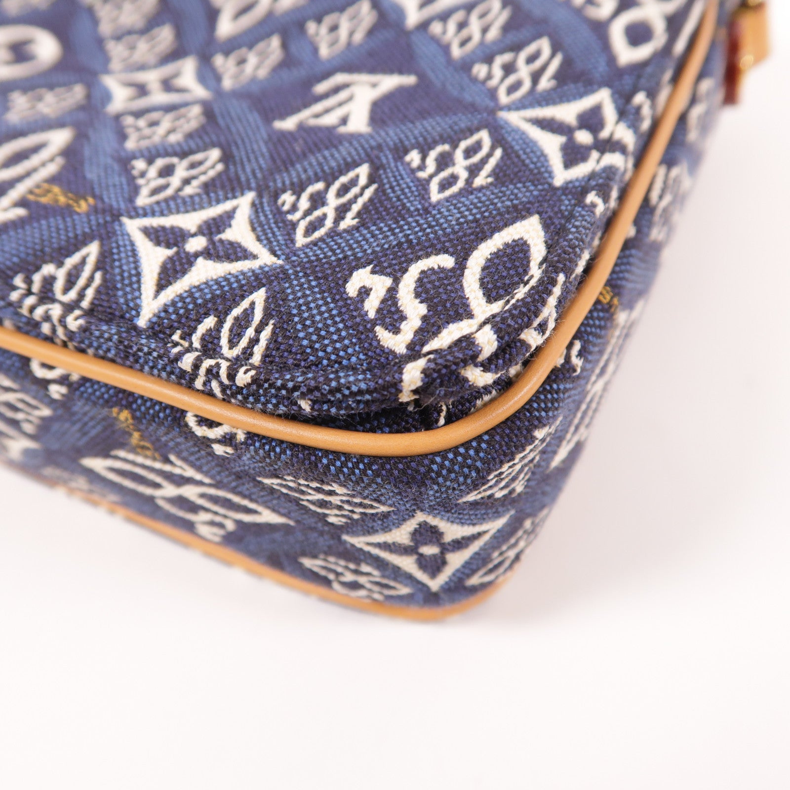LOUIS VUITTON LV GHW Pochette Metis Shoulder Bag M57395 Monogram Jacquard Blue