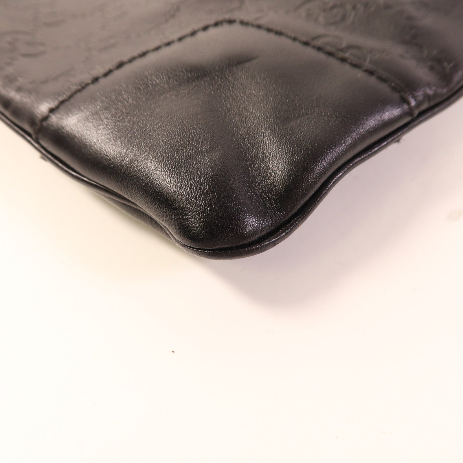 GUCCI 皮革Shoulder Bag銀扣肩背袋