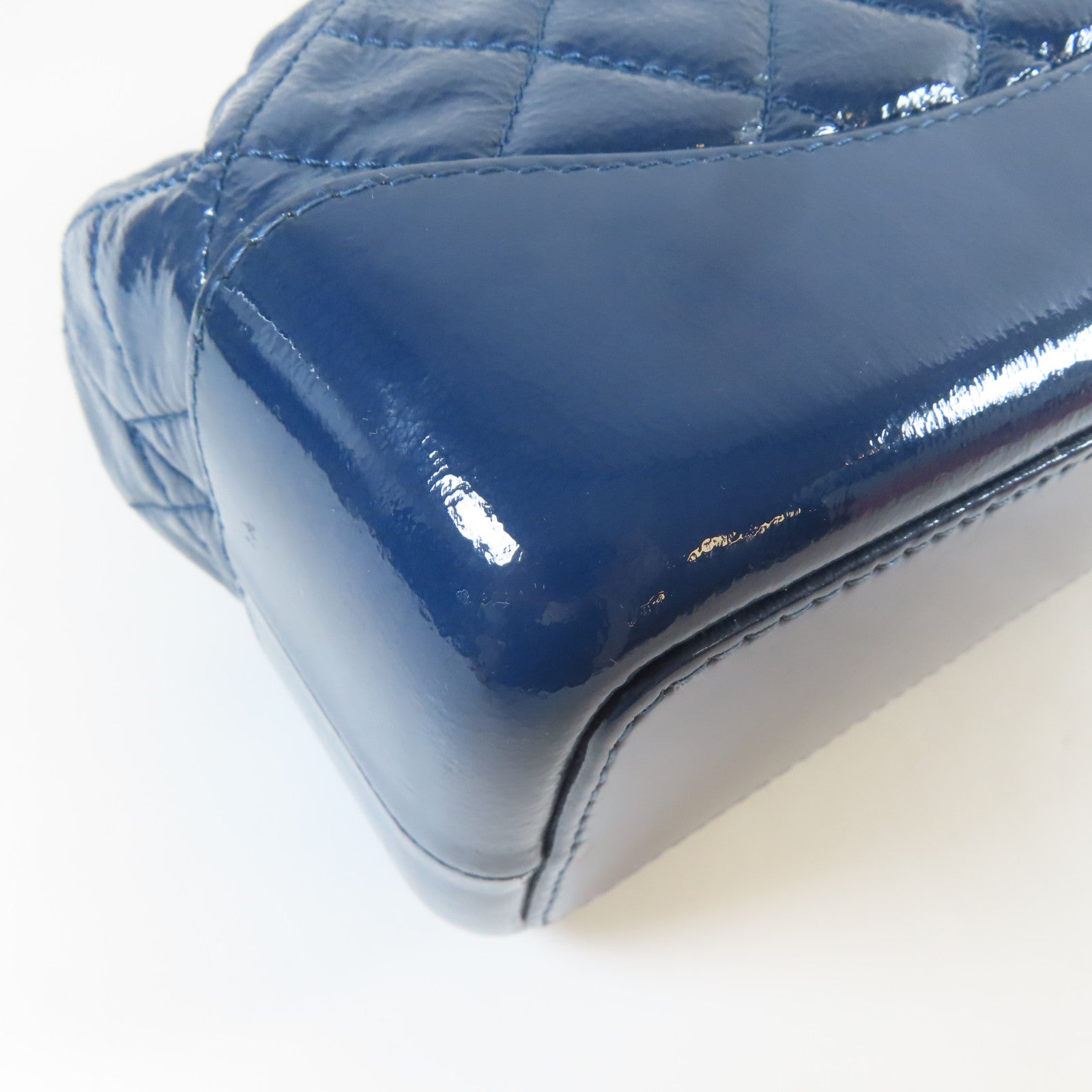 CHANEL 菱格牛皮皮革Gabrielle Backpack金扣/銀扣鏈帶背包藍色
