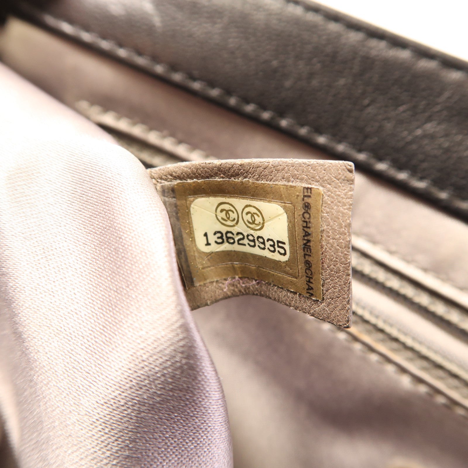 CHANEL 羊皮皮革Chain Shoulder銀扣鏈帶肩背袋