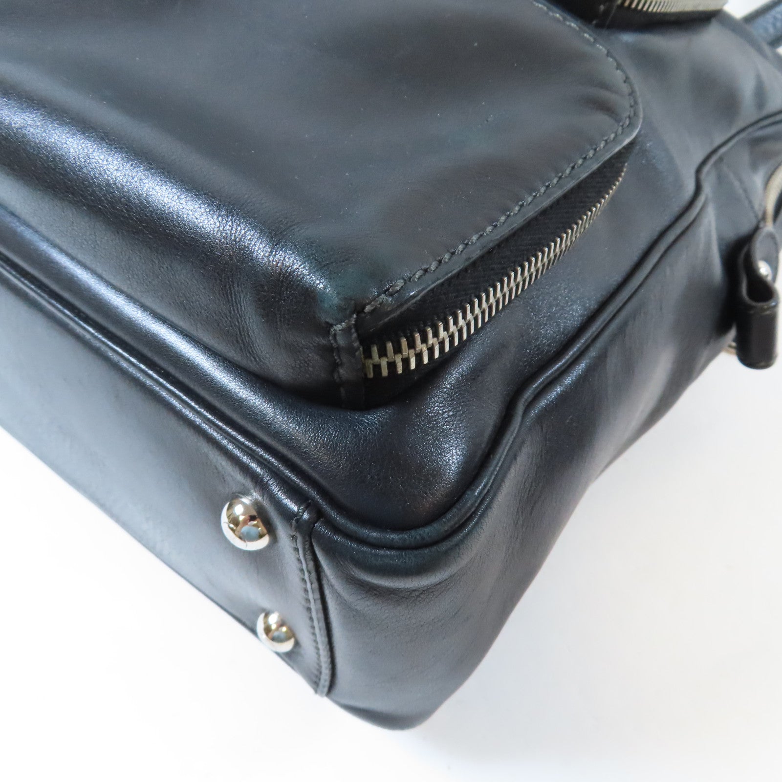 TOD’S 牛皮皮革Shoulder Bag銀扣肩背袋黑色