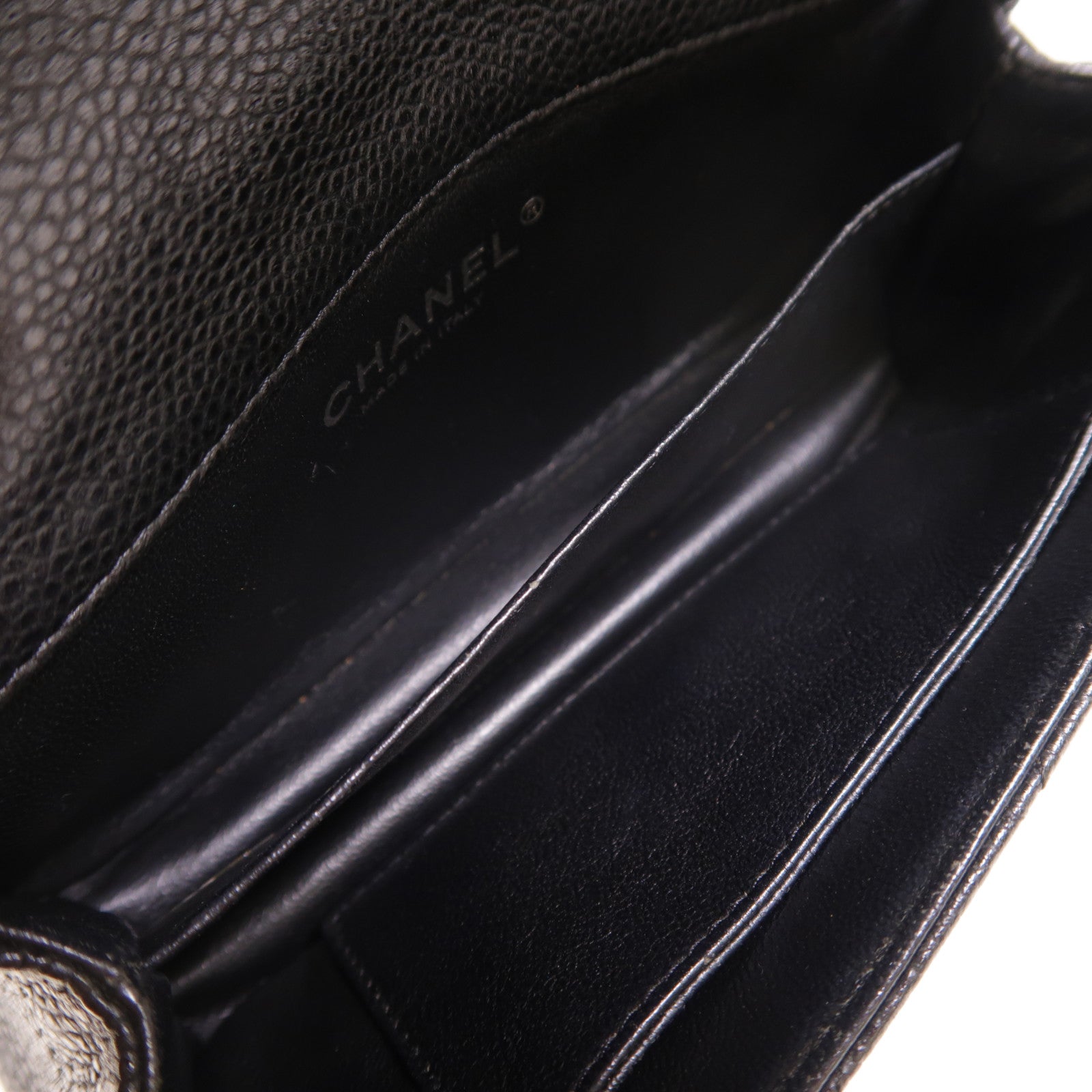CHANEL 牛皮皮革Classic Extra Mini Flap Bag銀扣鏈帶肩背袋