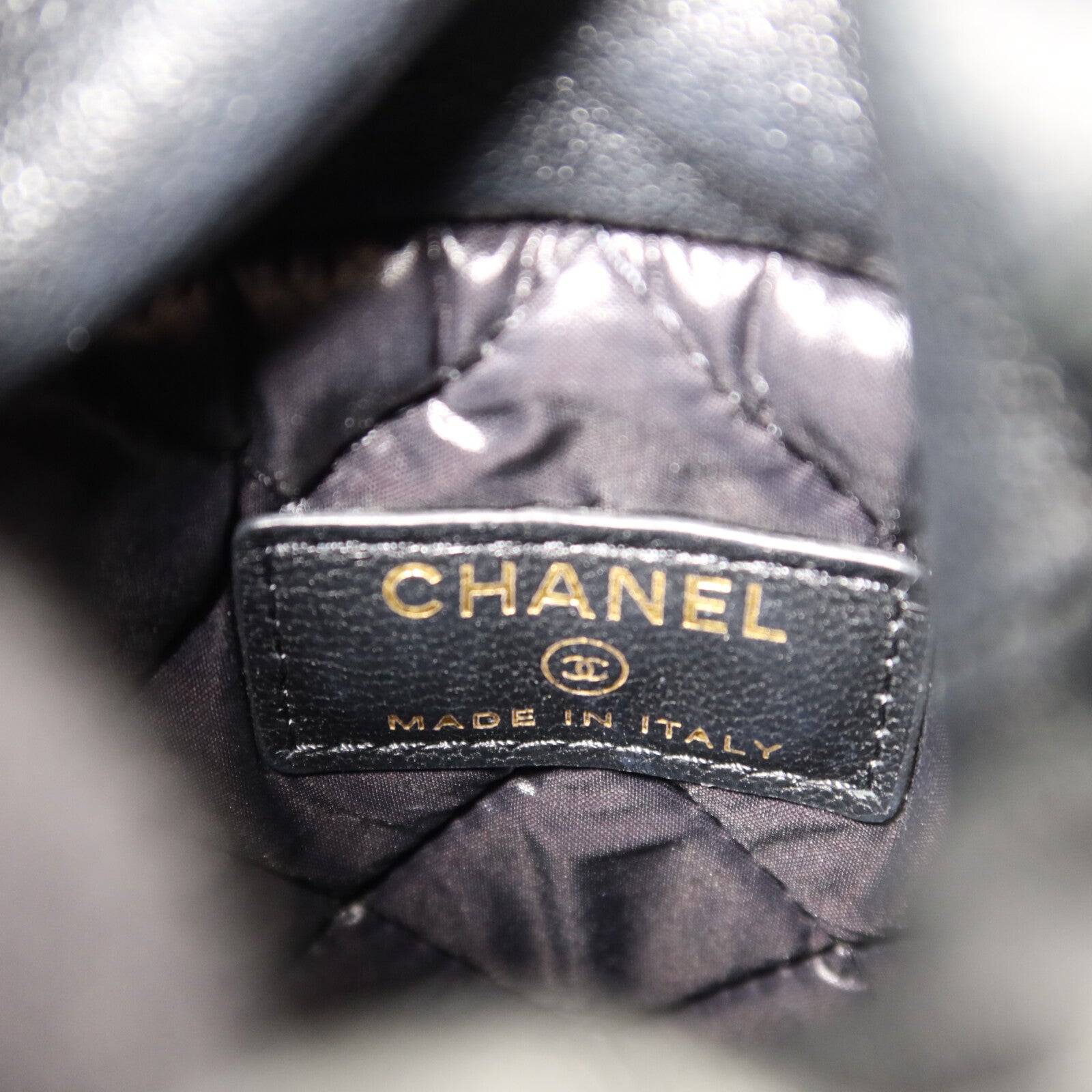 CHANEL 【激減優惠】羊皮皮革Bucket Bag金扣鏈帶肩背袋