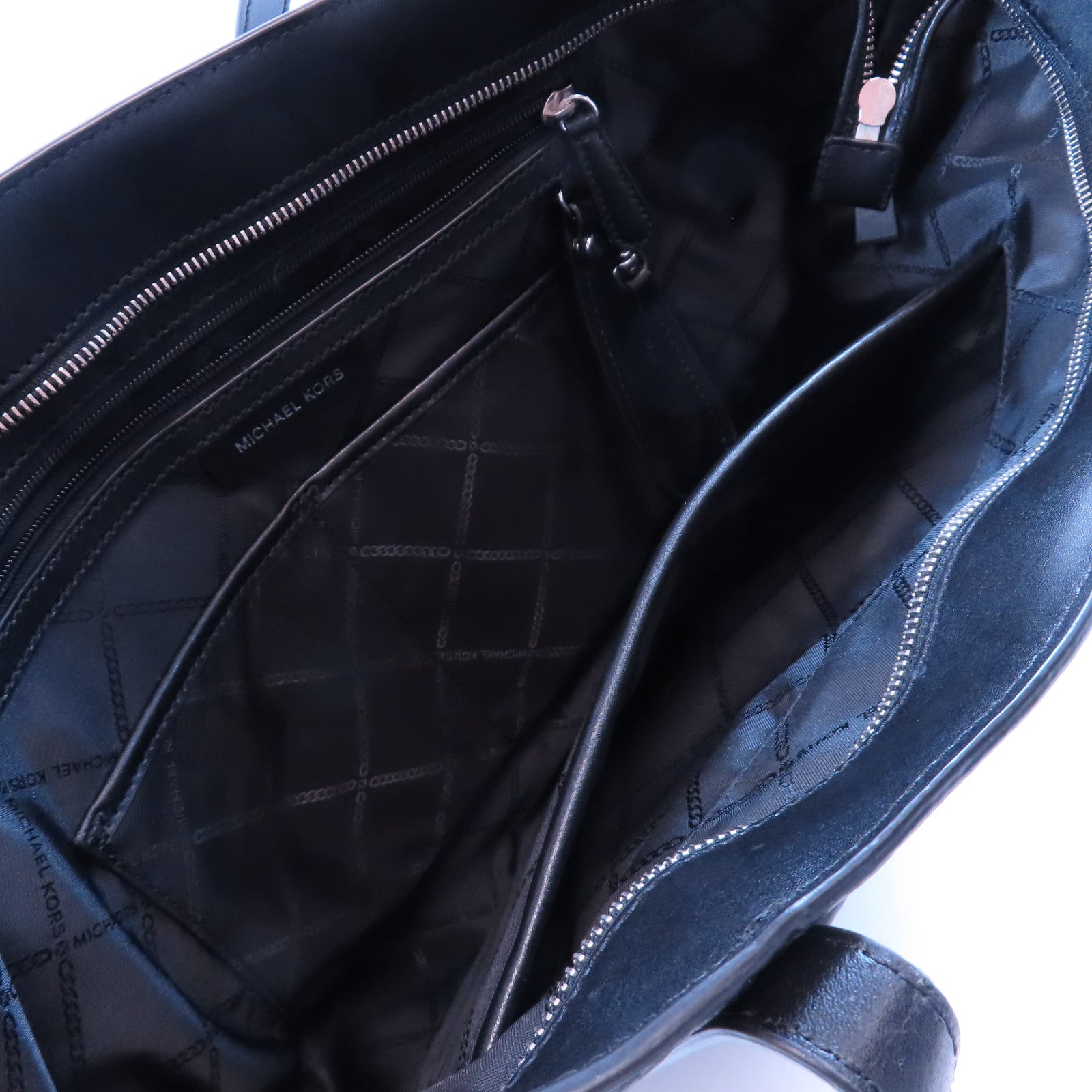 Michael Kors 牛皮皮革Tote Bag銀扣手挽袋黑色