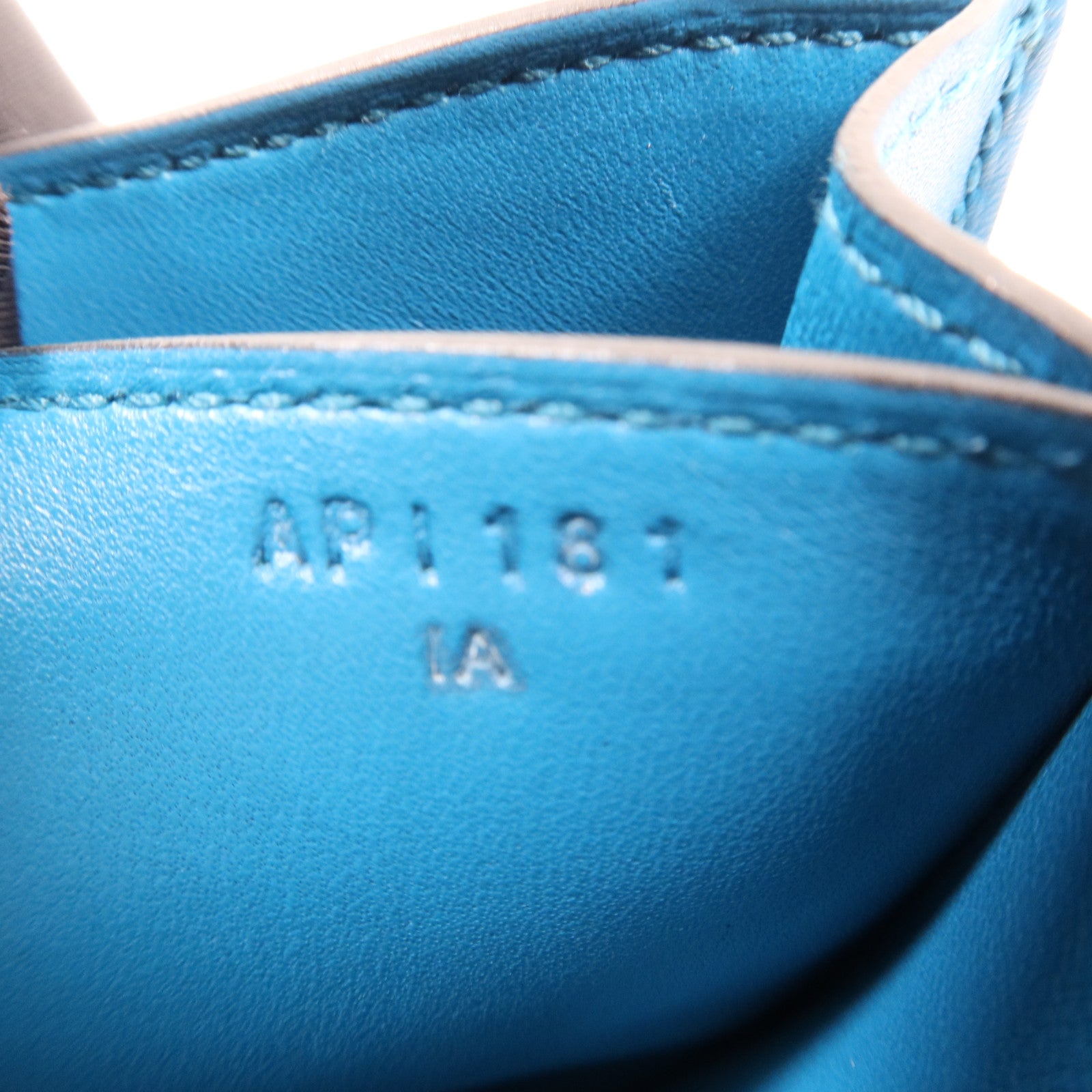 HERMES 【激減優惠】Tadelakt皮革Constance Mini金扣肩背袋Bleu Izmir