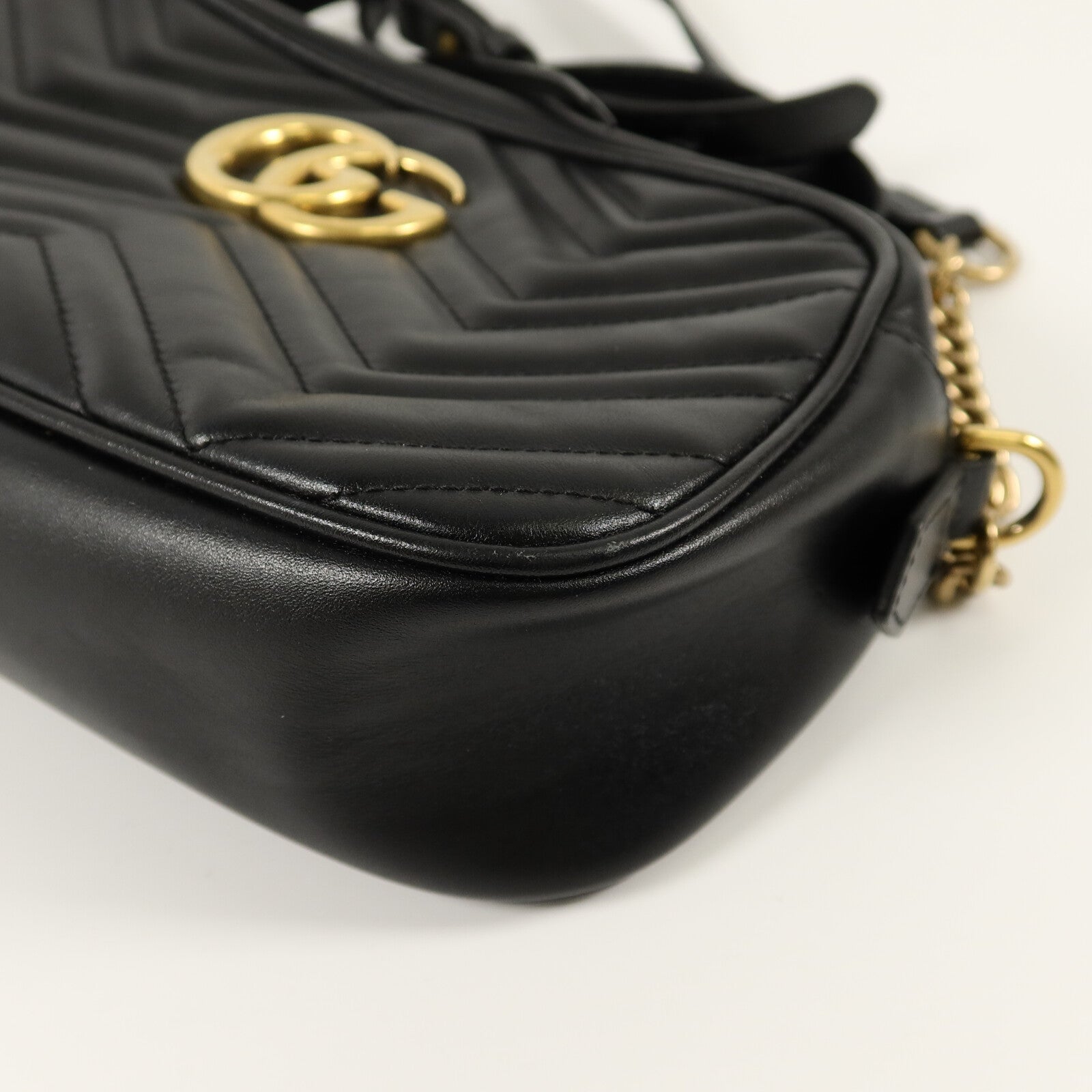 GUCCI 牛皮皮革GG Marmont肩背袋
