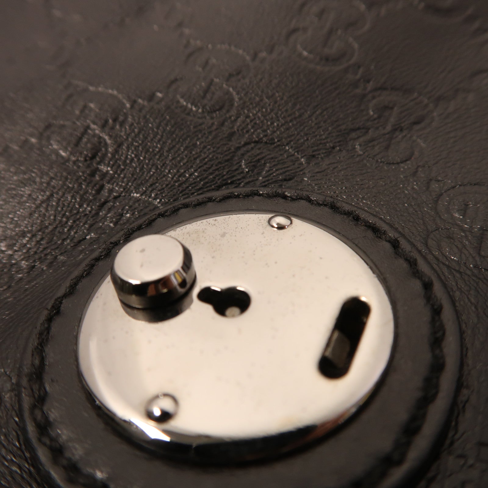 GUCCI 皮革Shoulder Bag銀扣肩背袋