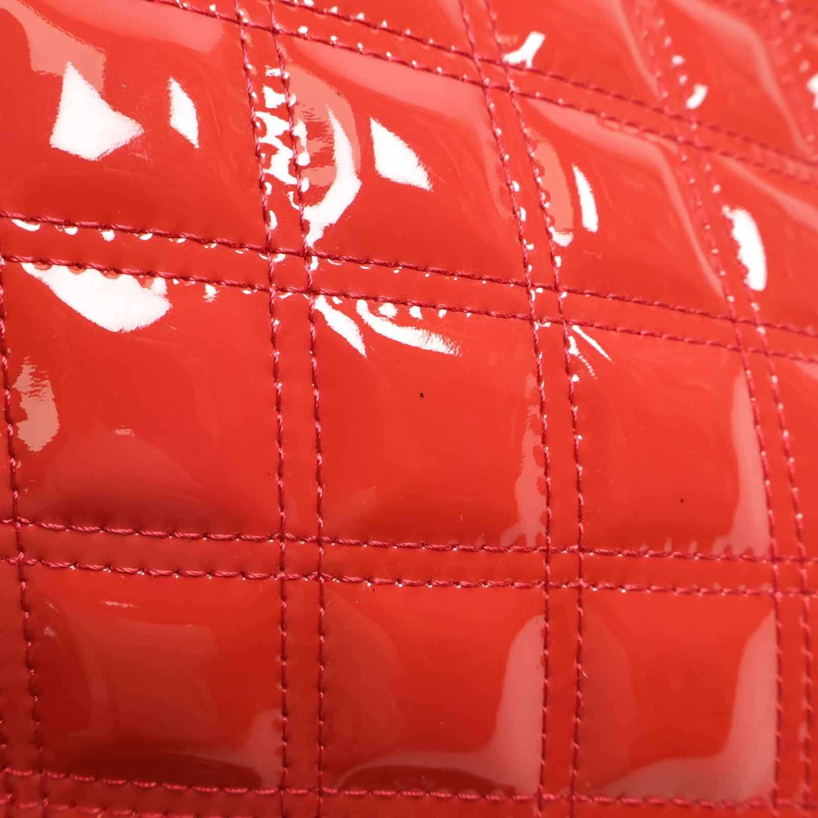 CHANEL 漆皮皮革Matelasse O-Case Clutch手拿包