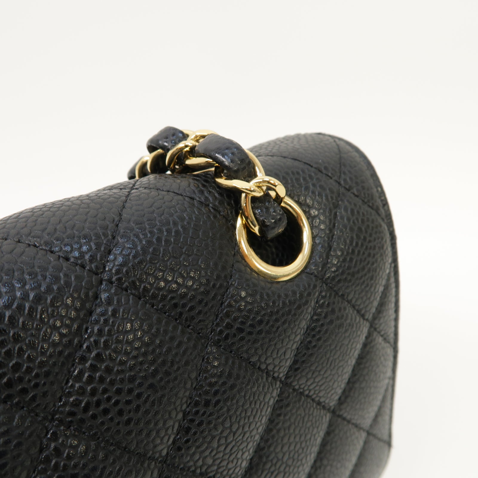 CHANEL 菱格Caviar皮革Classic 25 Chain Shoulder Bag金扣肩背袋黑色