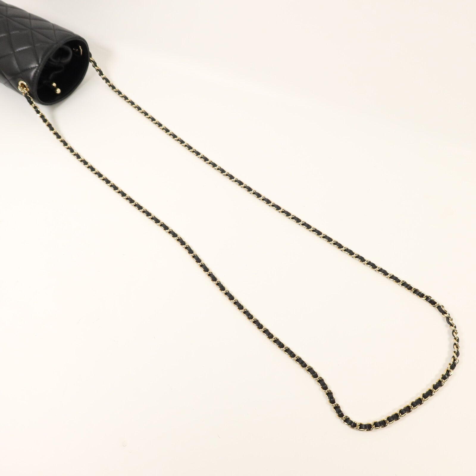 CHANEL 【激減優惠】羊皮皮革Bucket Bag金扣鏈帶肩背袋