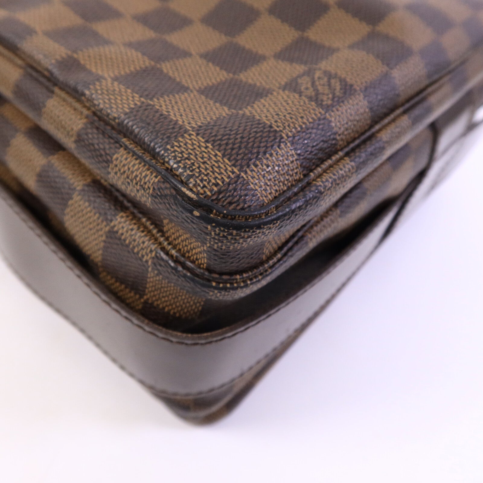 LOUIS VUITTON Damier Naviglio肩背袋