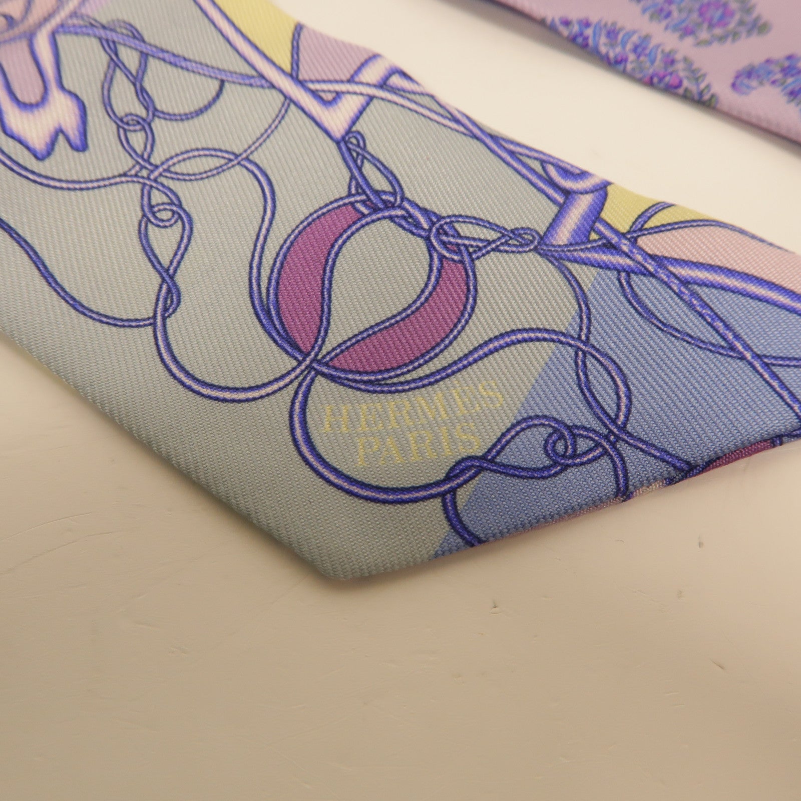 HERMES 絲質Twilly絲巾