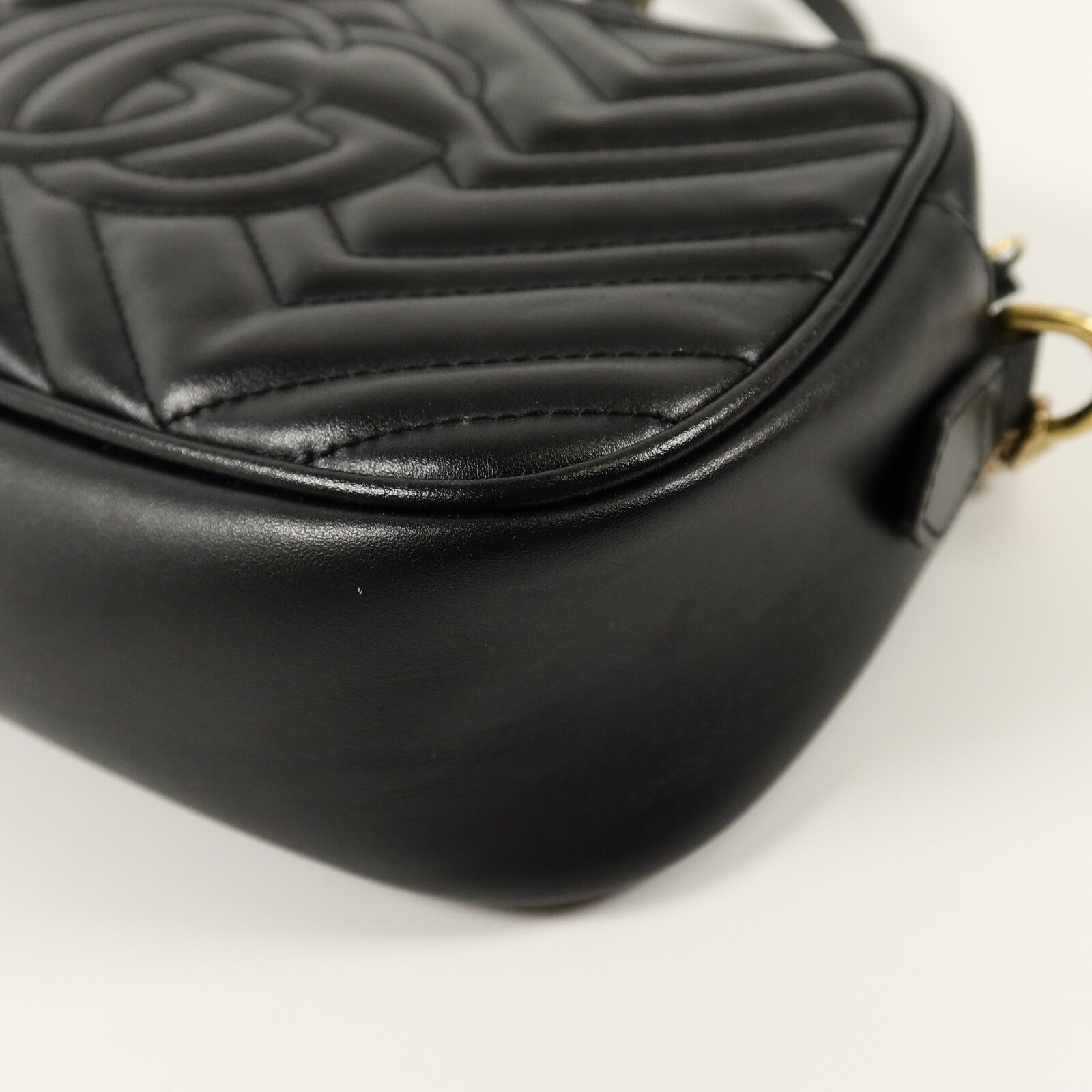 GUCCI 牛皮皮革GG Marmont肩背袋