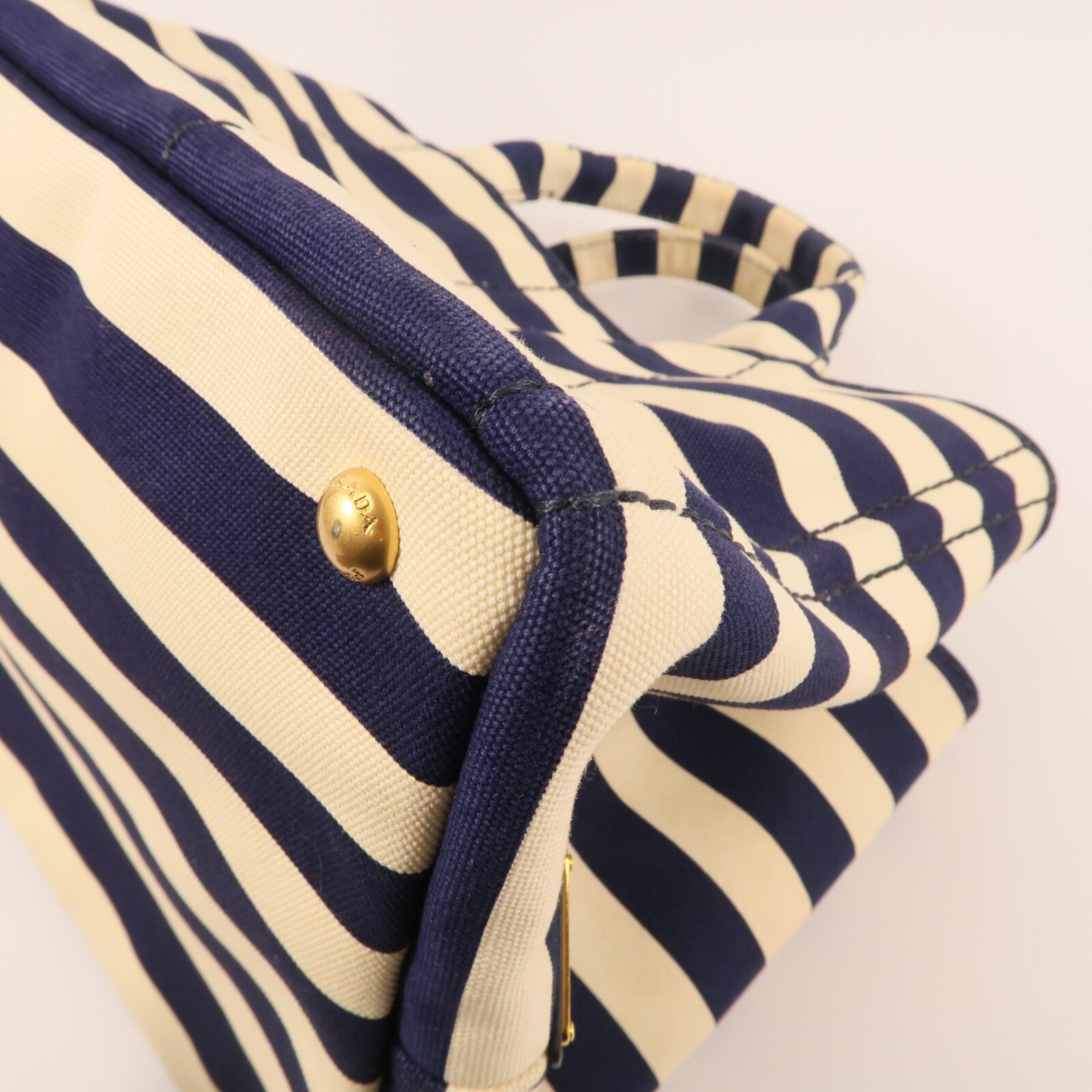 PRADA 帆布Canapa Handbag金扣手挽袋