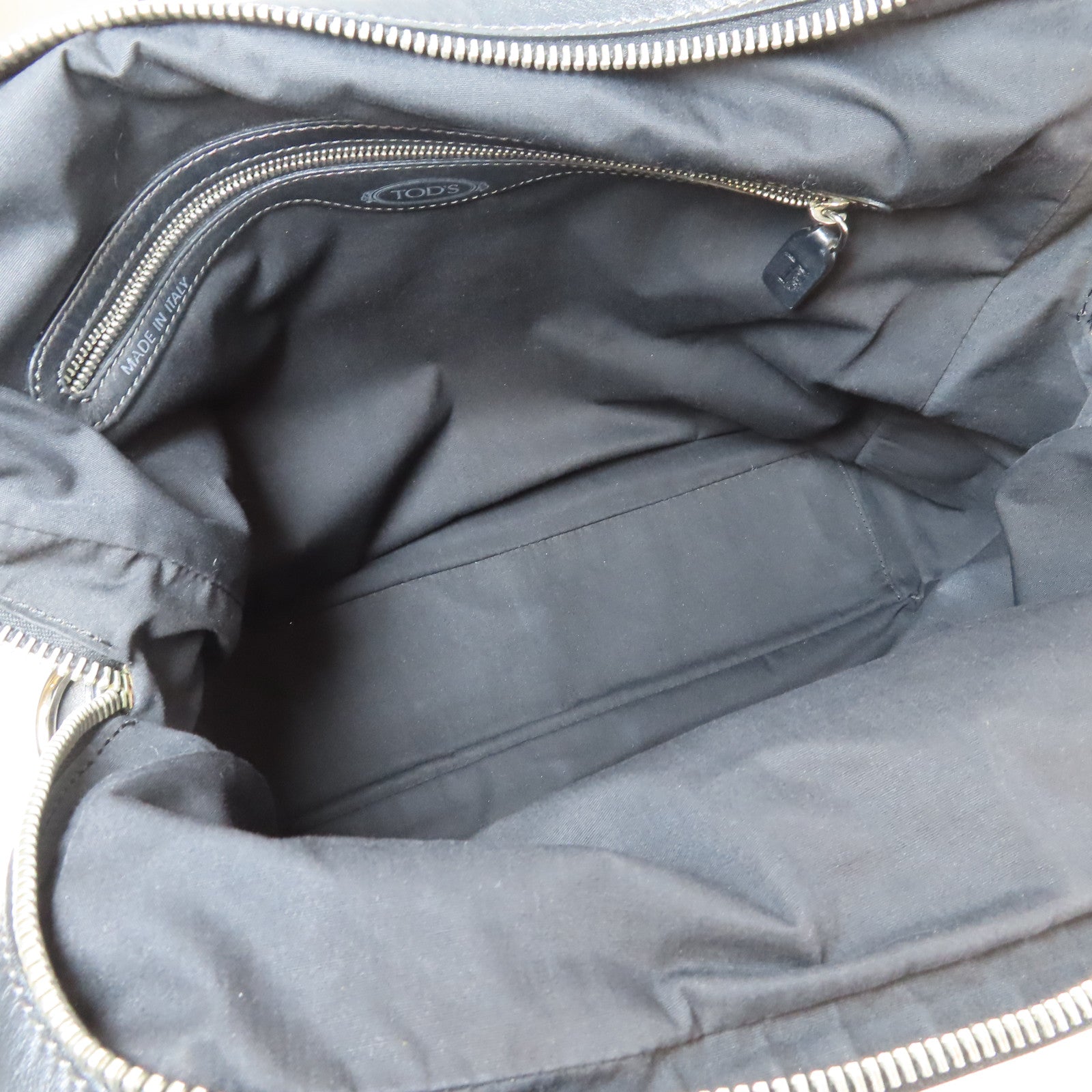 TOD’S 牛皮皮革Shoulder Bag銀扣肩背袋黑色