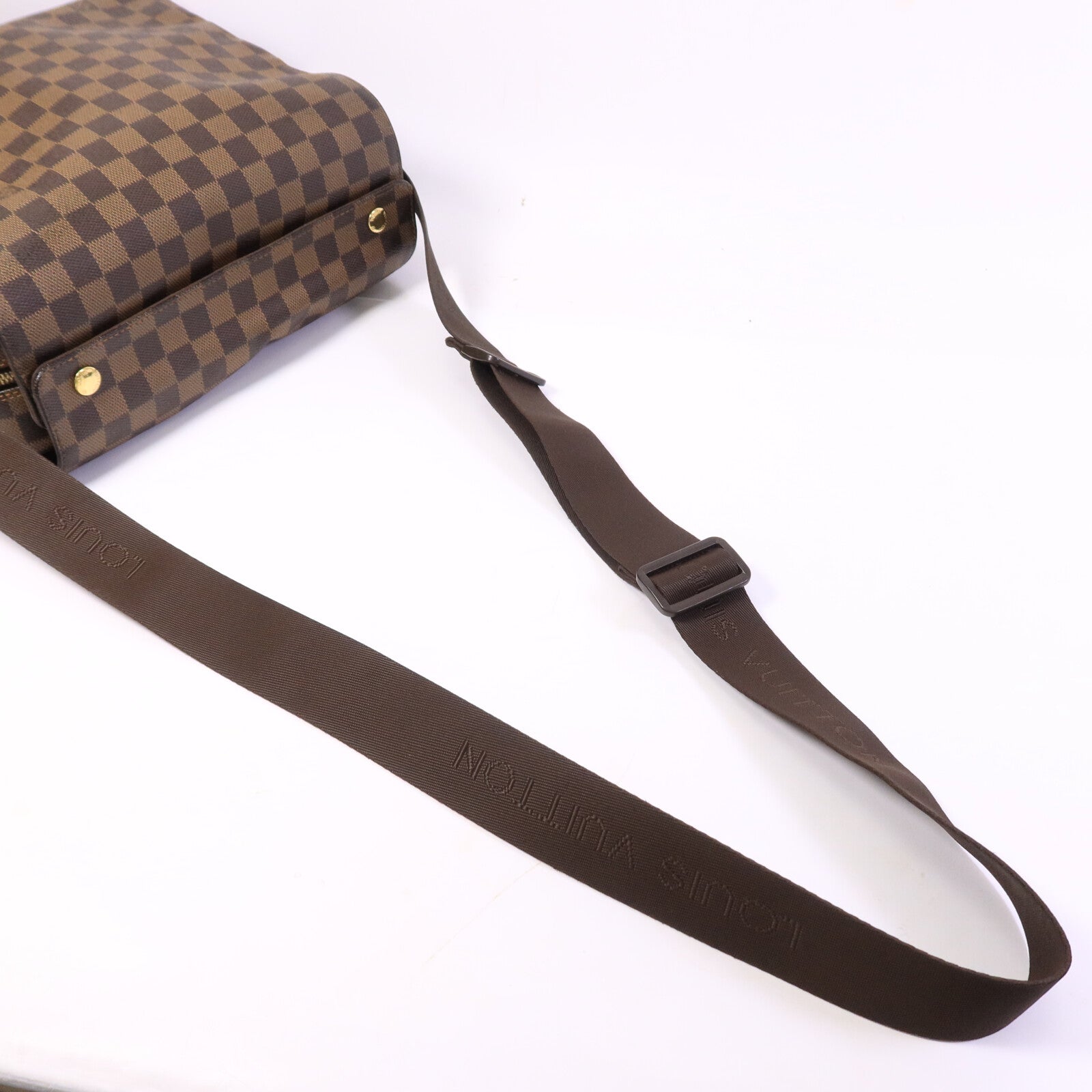LOUIS VUITTON Damier Naviglio肩背袋