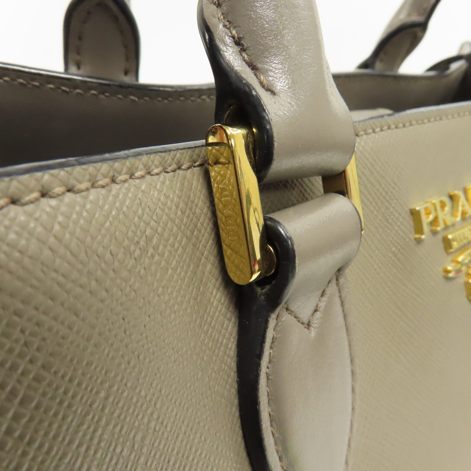 PRADA 牛皮皮革Saffiano Leather Lux Convertible Tote Bag金扣肩背袋灰色