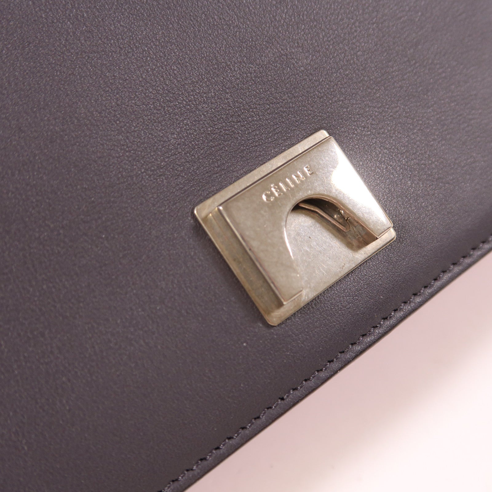 CELINE【激減優惠】 牛皮皮革Frame銀扣肩背袋