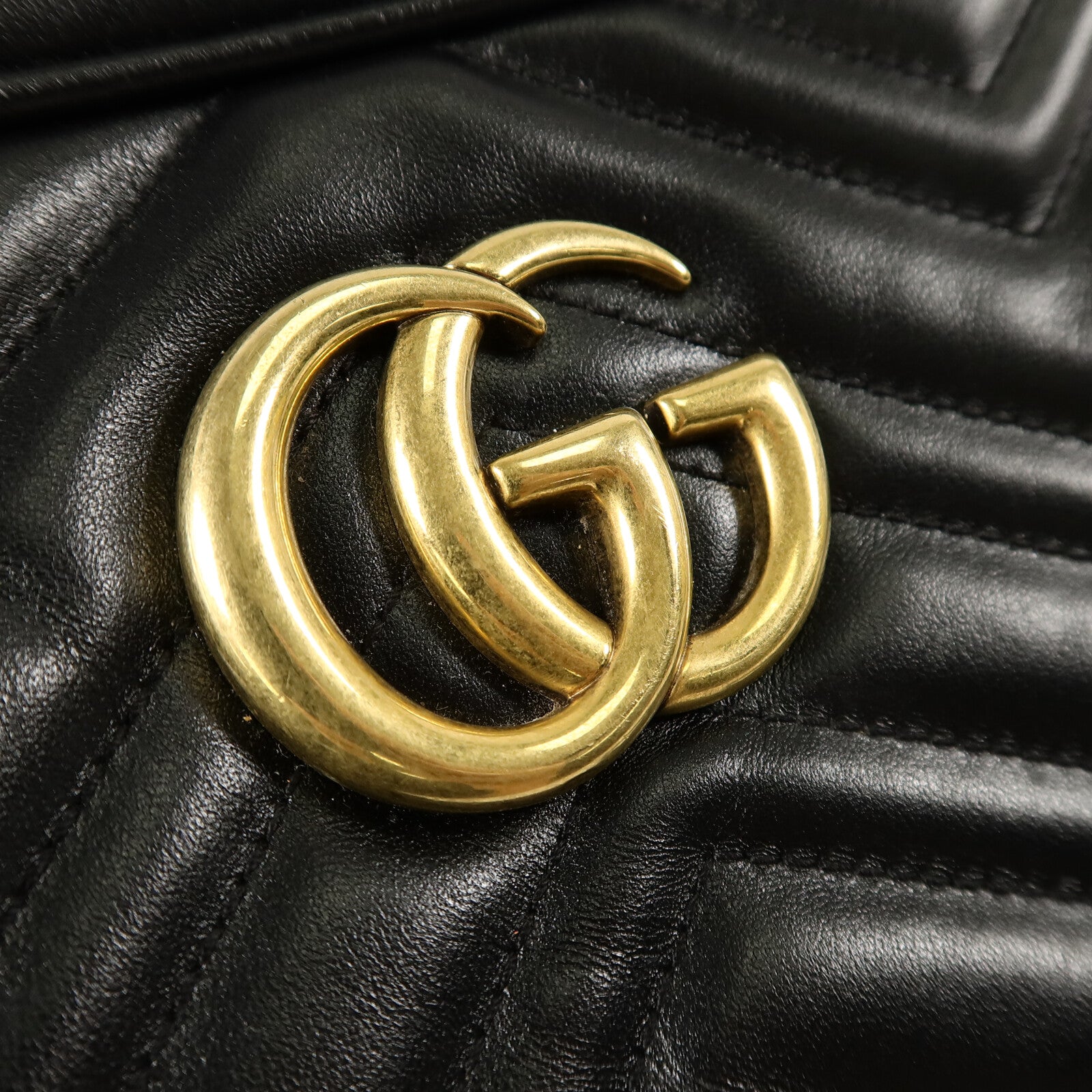 GUCCI 牛皮皮革GG Marmont肩背袋