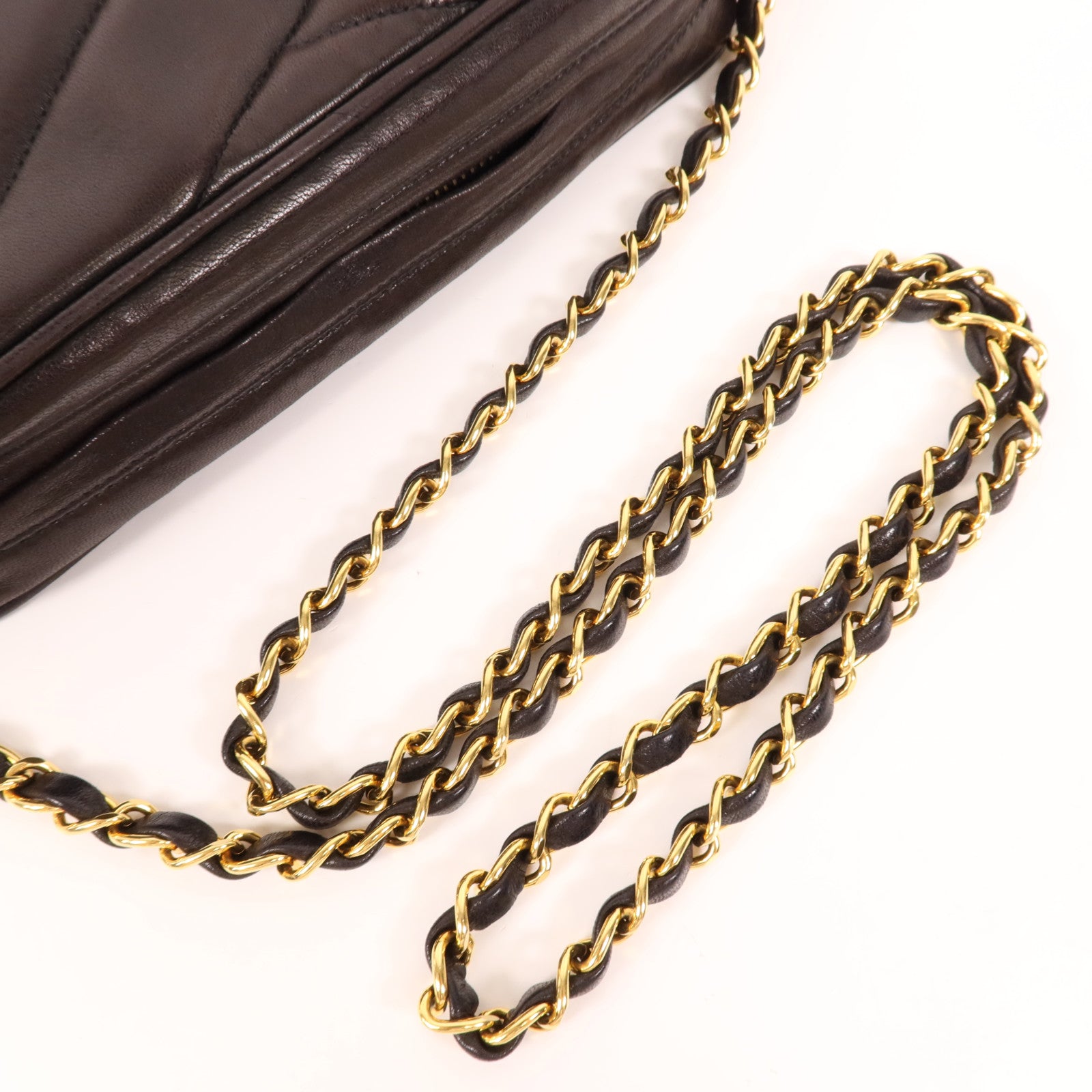 CHANEL 羊皮皮革Vintage Chain Shoulder金扣鏈帶肩背袋