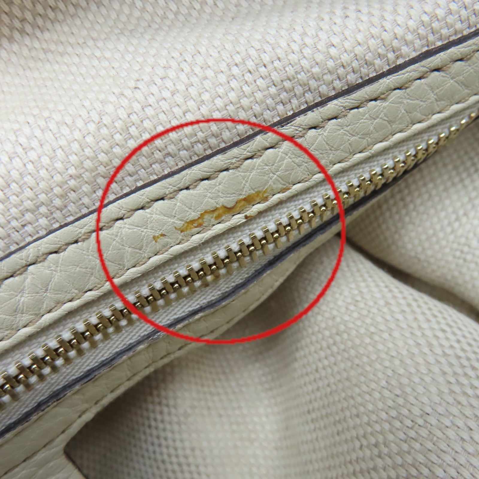 GUCCI 【激減優惠】牛皮皮革Chain Shoulder Bag金扣鏈帶肩背袋米白色