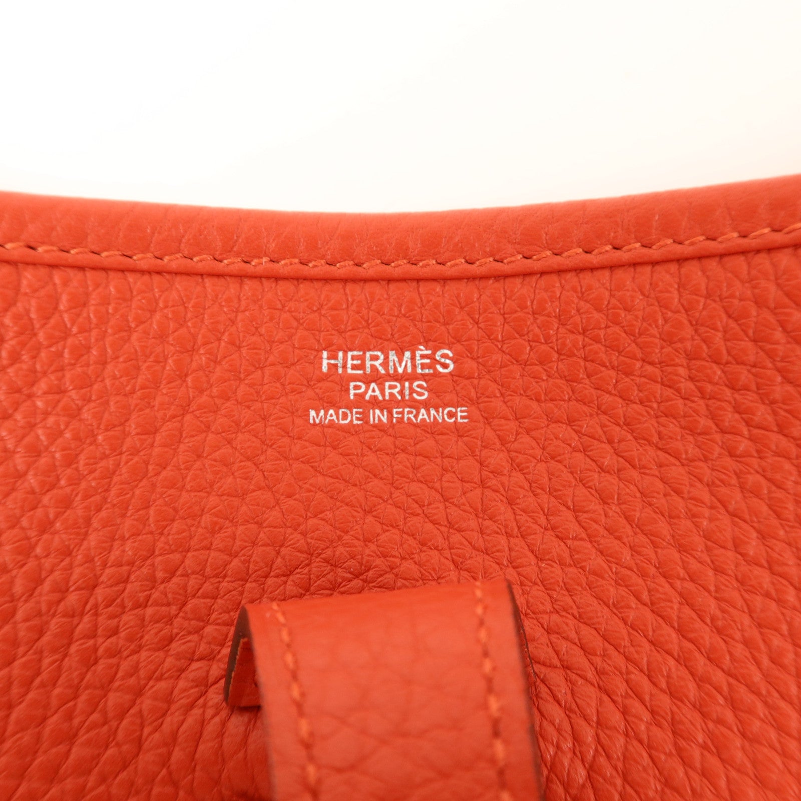 HERMES Clemence皮革Evelyne PM肩背袋Rouge Tomate