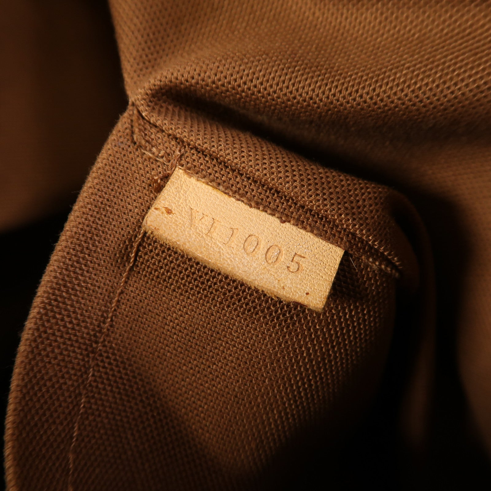 LOUIS VUITTON Monogram Batignolles金扣手挽袋棕色