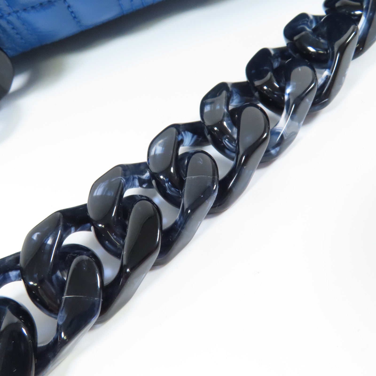 BURBERRY 牛皮皮革Chain Shoulder銀扣鏈帶肩背袋