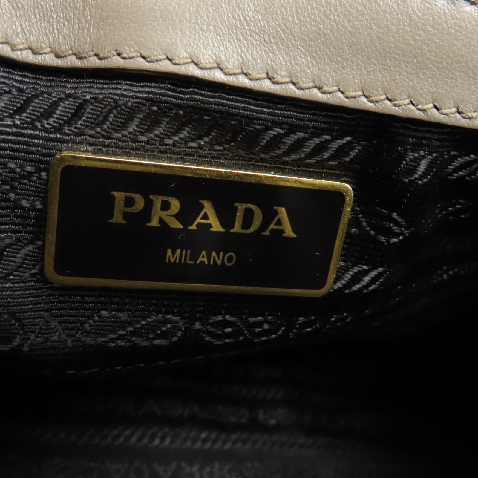PRADA 牛皮皮革Saffiano Leather Lux Convertible Tote Bag金扣肩背袋灰色