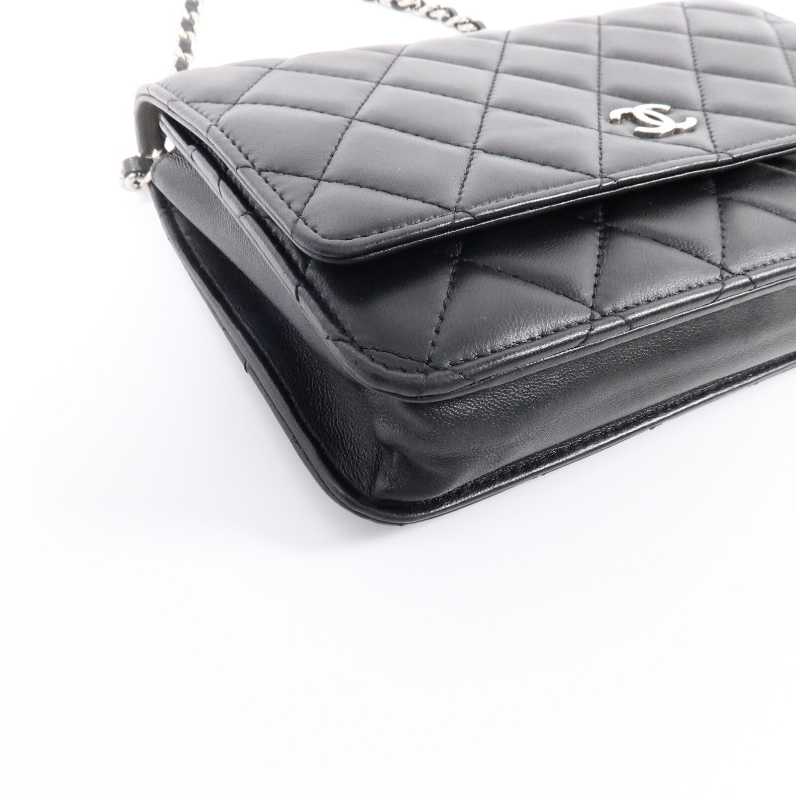 CHANEL 羊皮皮革WOC Wallet On Chain鏈帶肩背袋