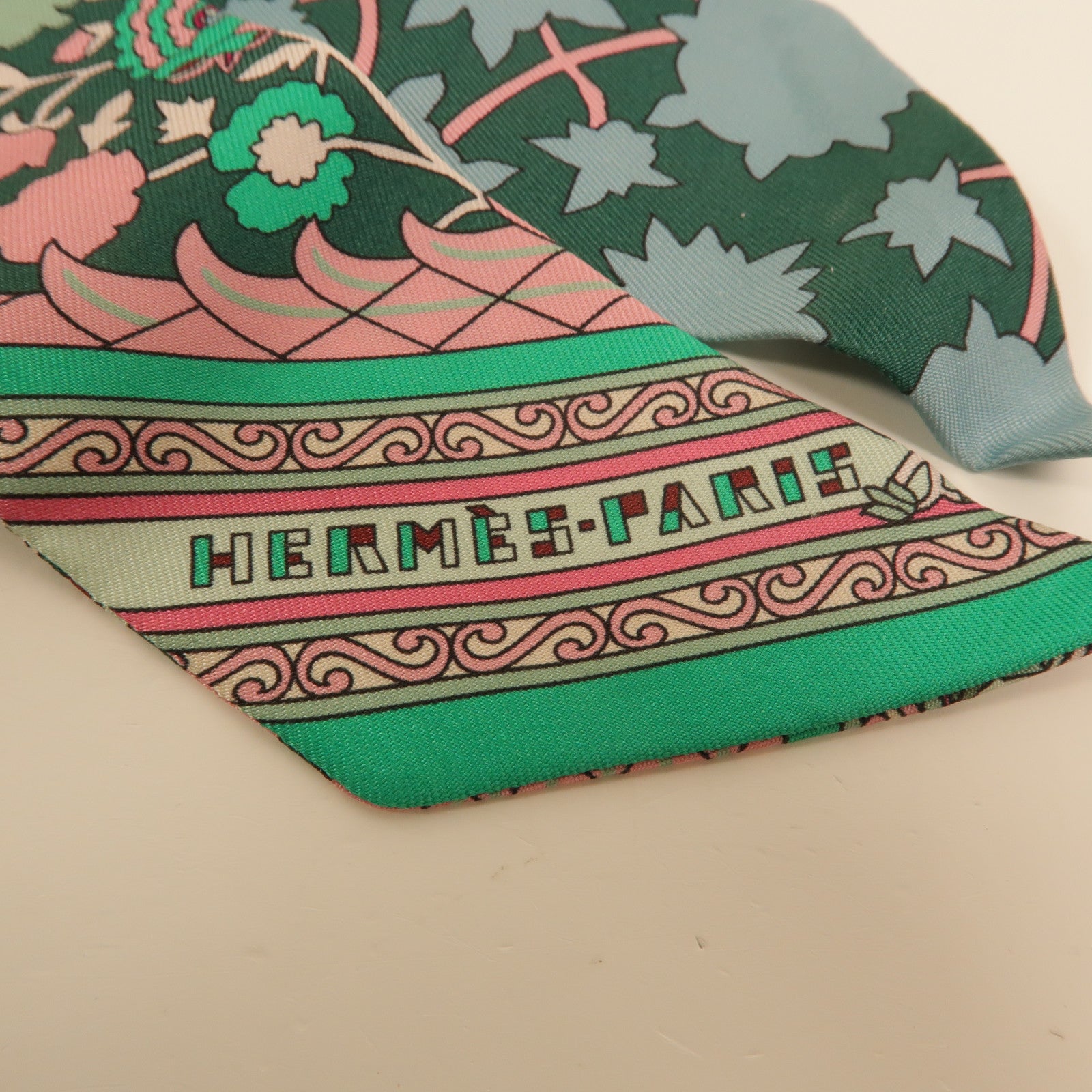 HERMES 絲質Twilly絲巾