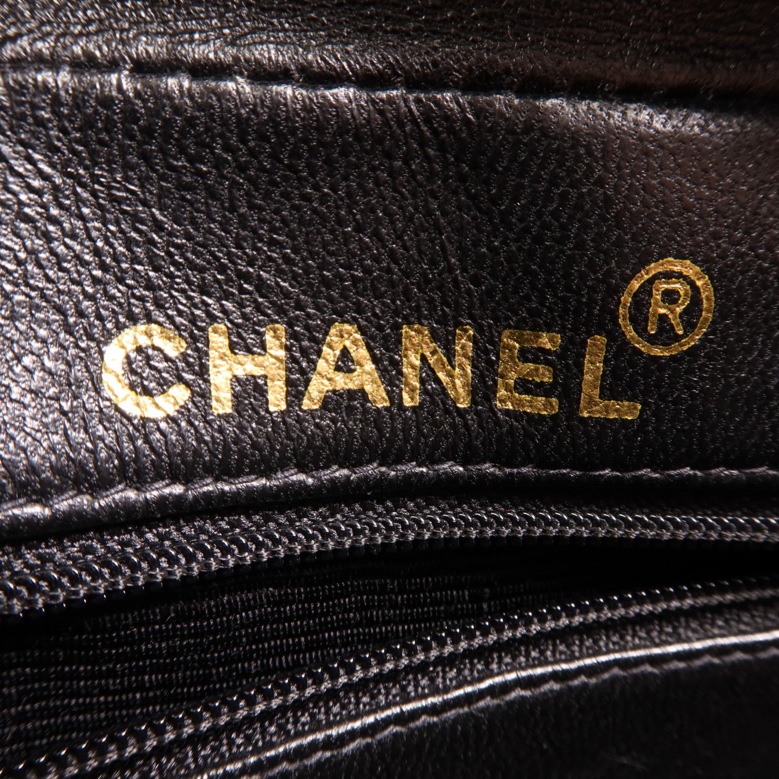CHANEL 羊皮皮革Vintage Chain Shoulder金扣鏈帶肩背袋