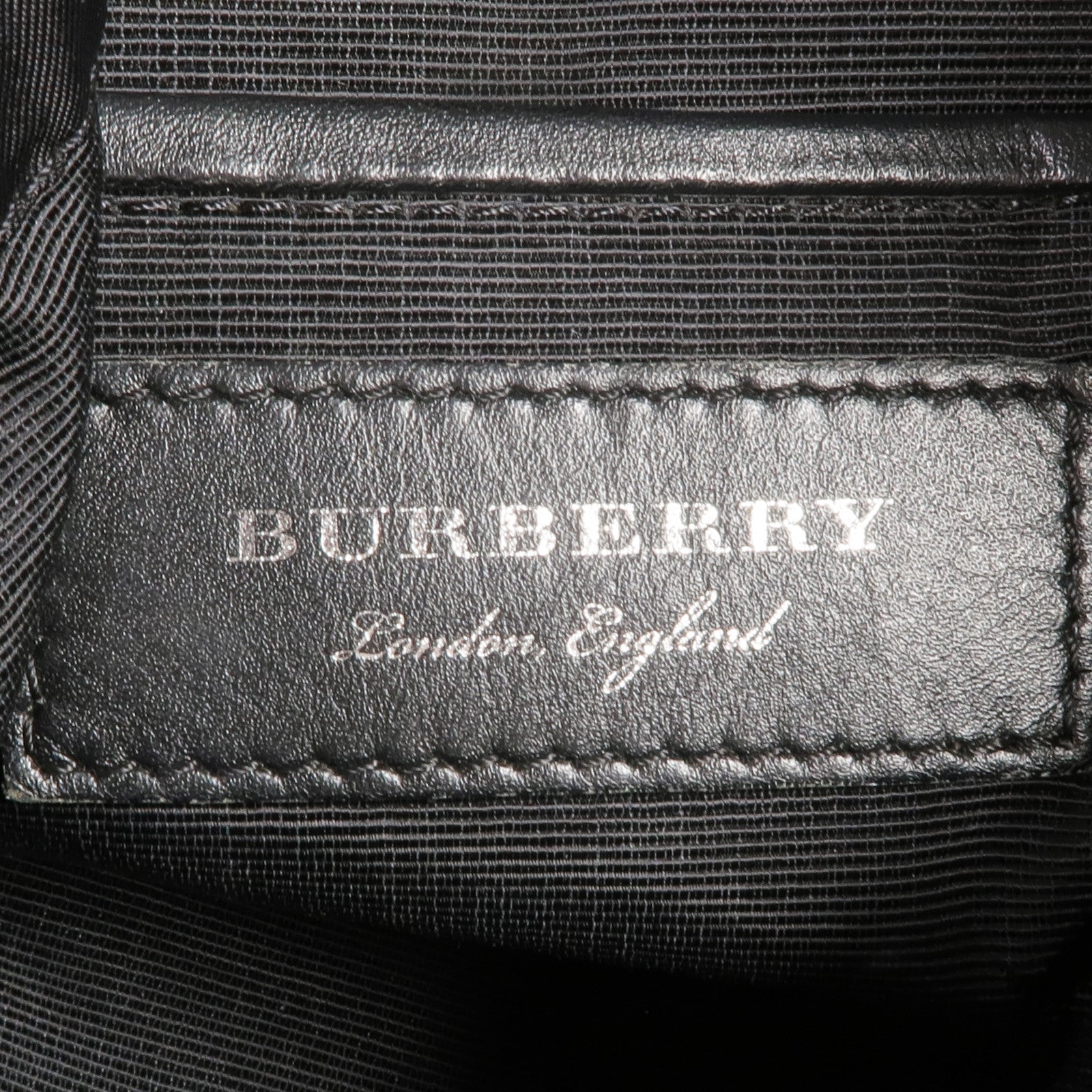 BURBERRY 尼龍Backpack銀扣背包