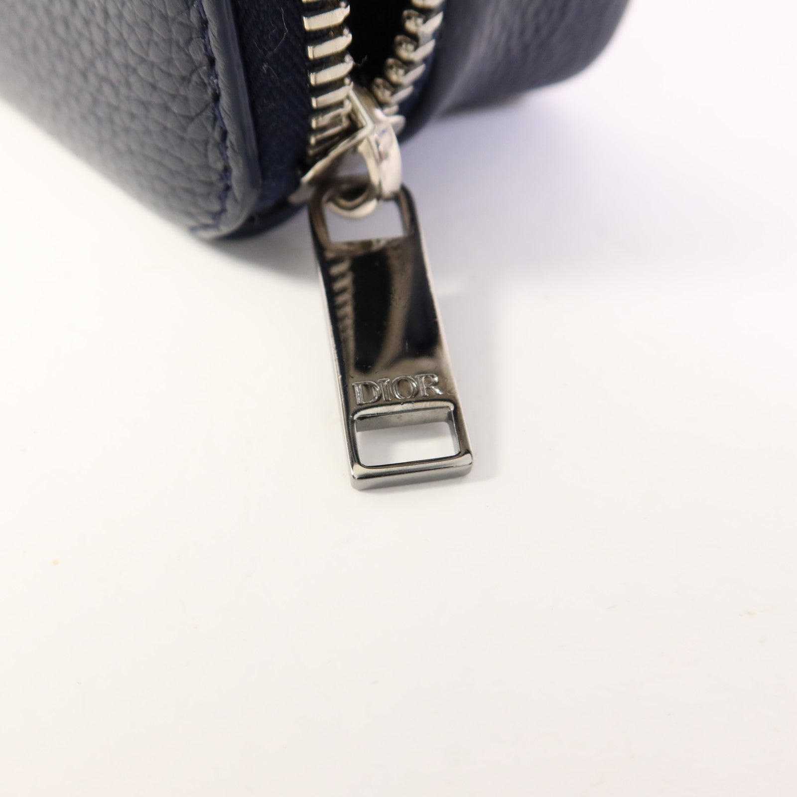 Dior 牛皮皮革Shoulder Bag銀扣肩背袋