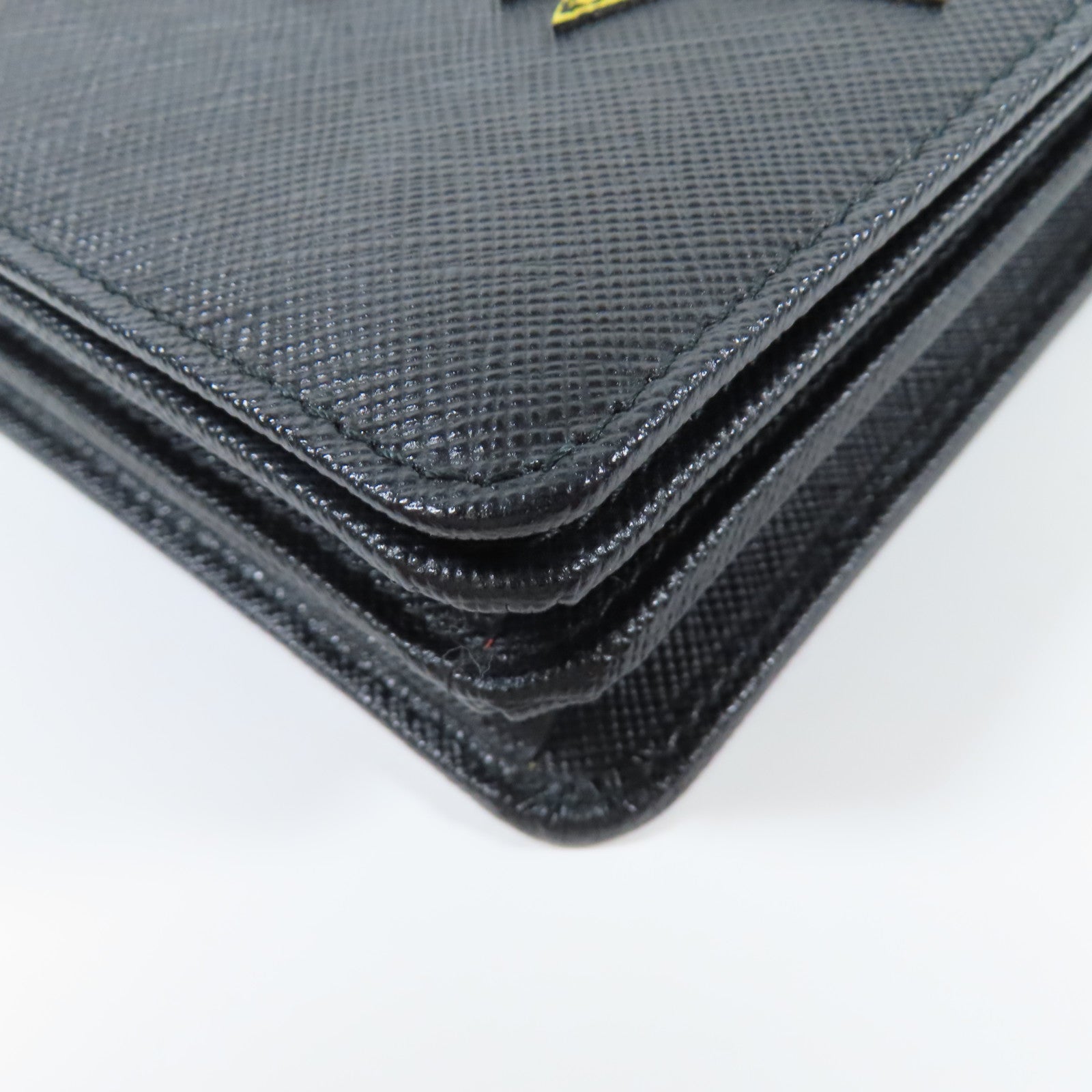 PRADA 牛皮皮革Robot Wallet Bag金扣肩背袋