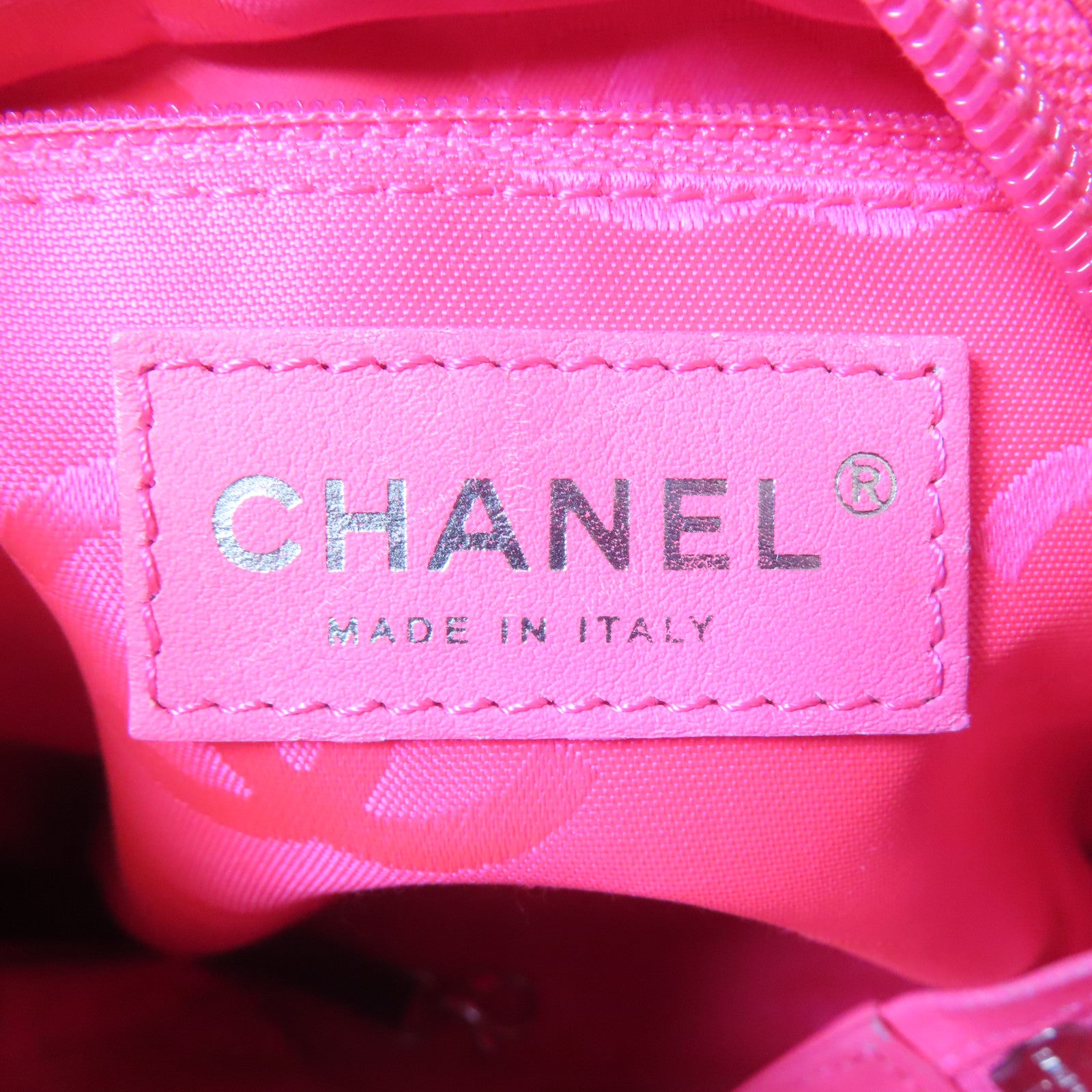 CHANEL 菱格牛皮皮革Cambon Tote銀扣手挽袋黑色