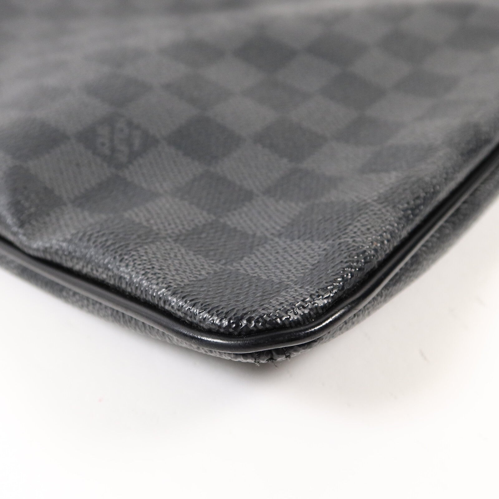 LOUIS VUITTON Damier Graphite Thomas肩背袋