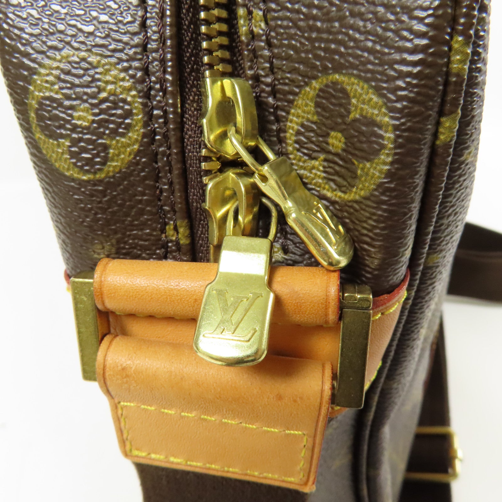LOUIS VUITTON Monogram Sac Bosphore金扣手挽肩背兩用袋