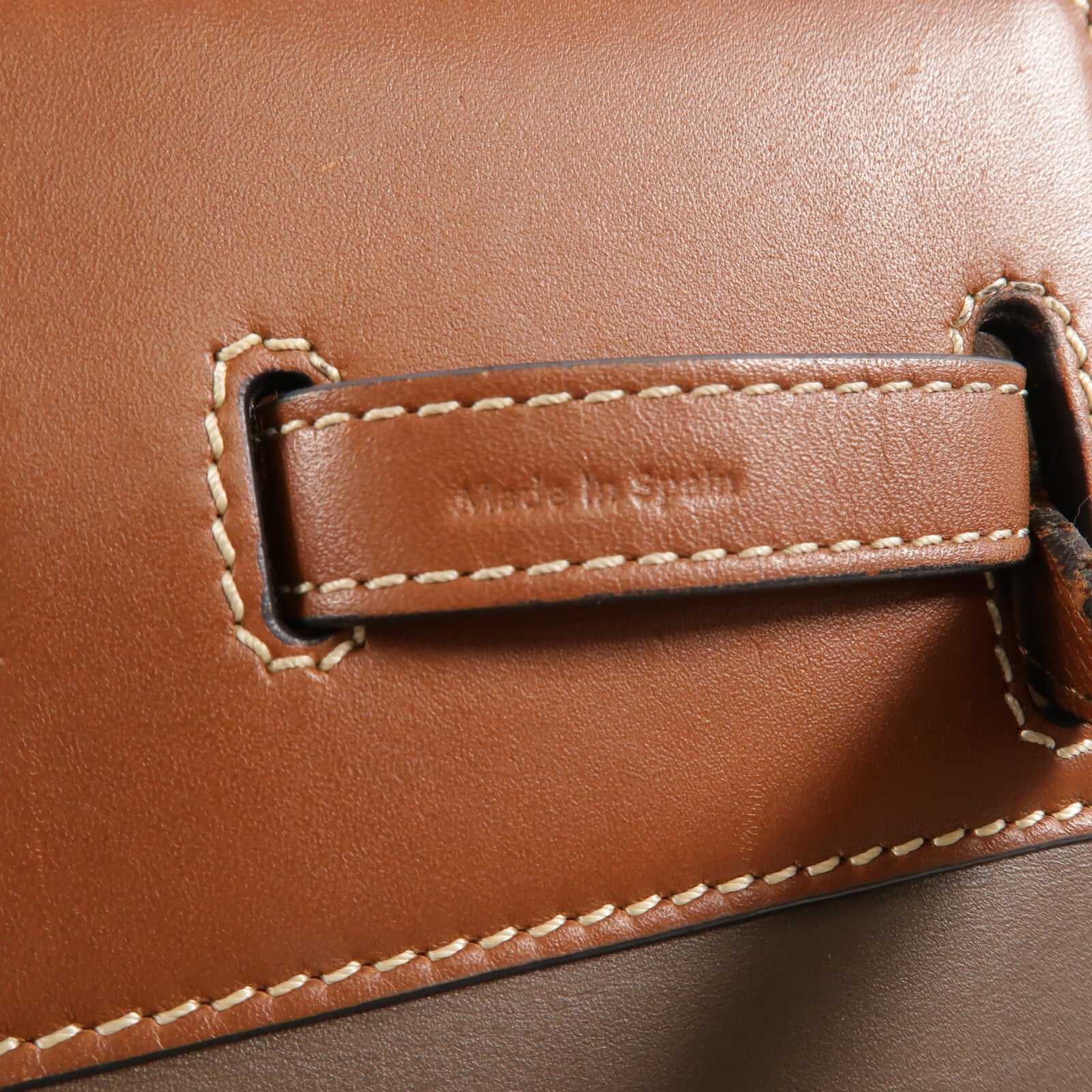 LOEWE 牛皮皮革Lazo Bucket肩背袋