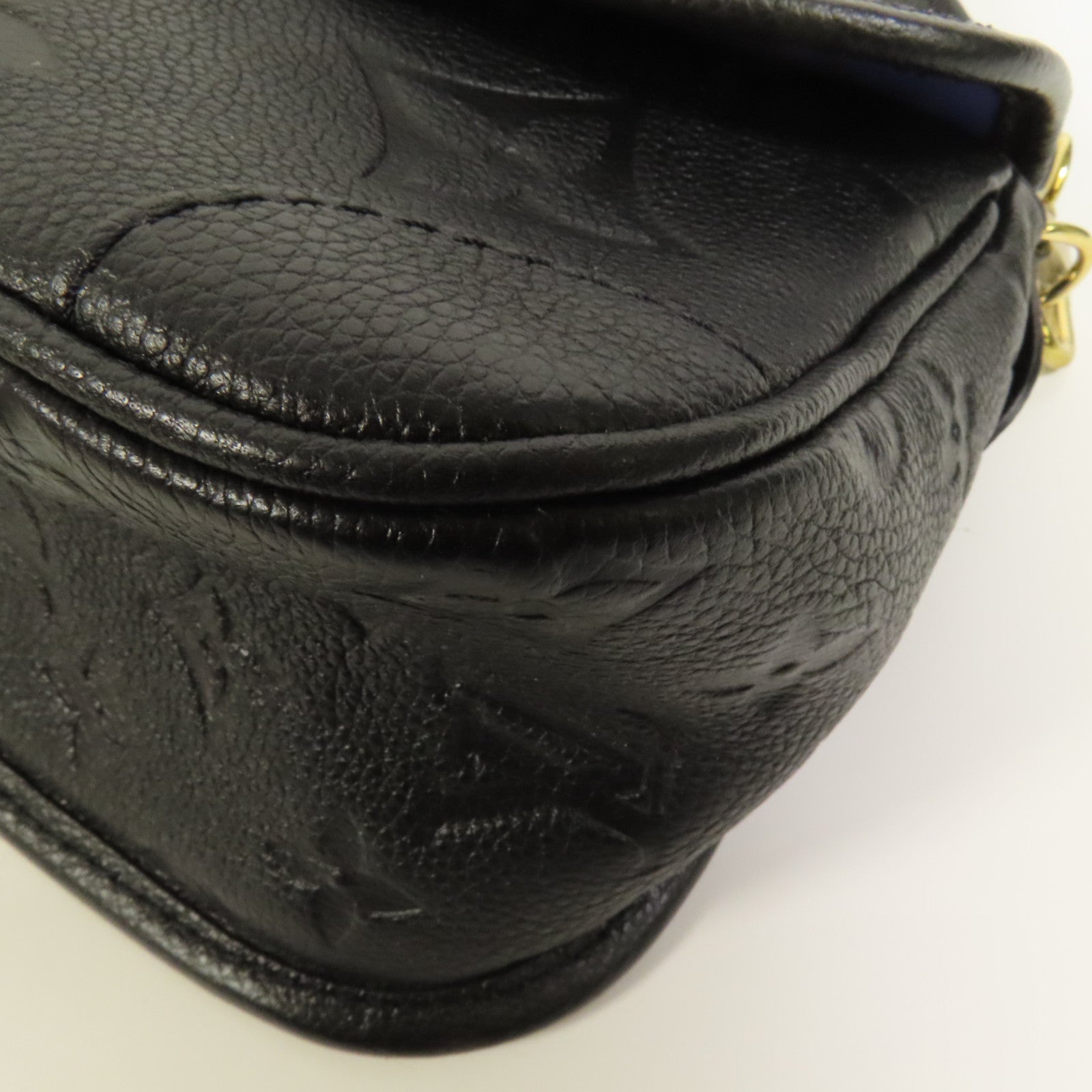 LOUIS VUITTON Monogram Empreinte Diane金扣肩背袋