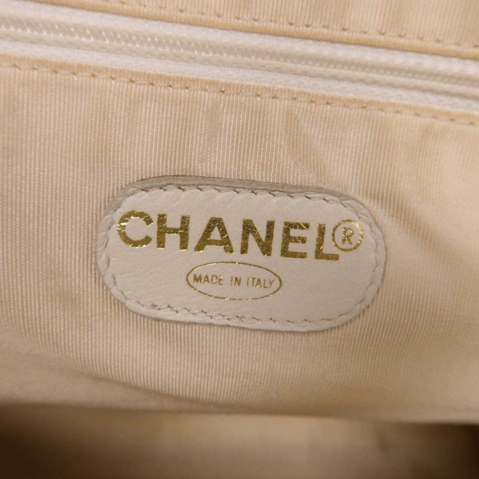 CHANEL **【激減優惠】Caviar皮革Handbag金扣手挽袋白色