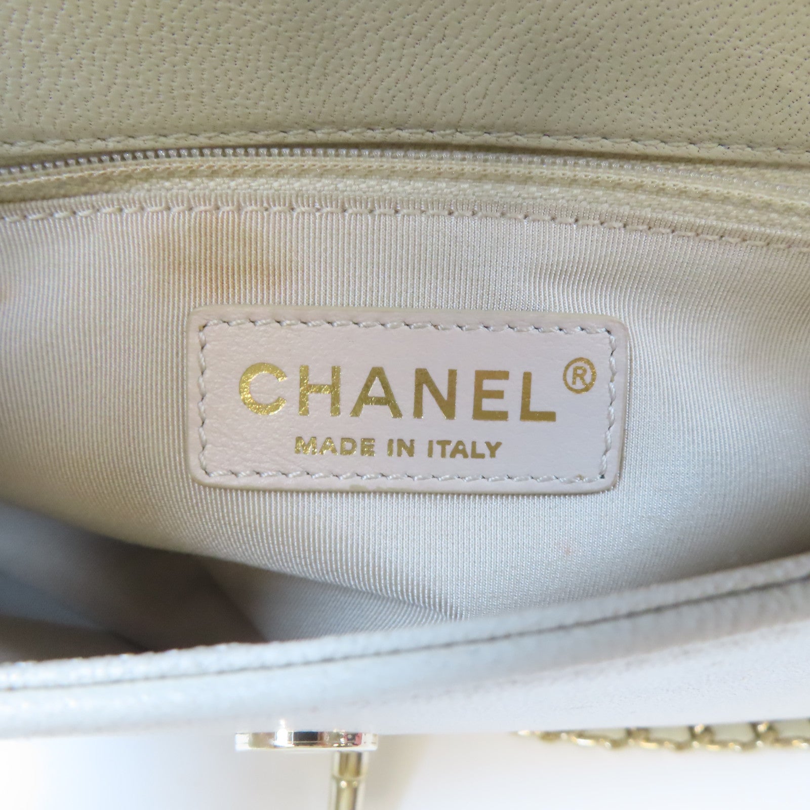CHANEL 羊皮皮革Chain Shoulder金扣肩背袋米色
