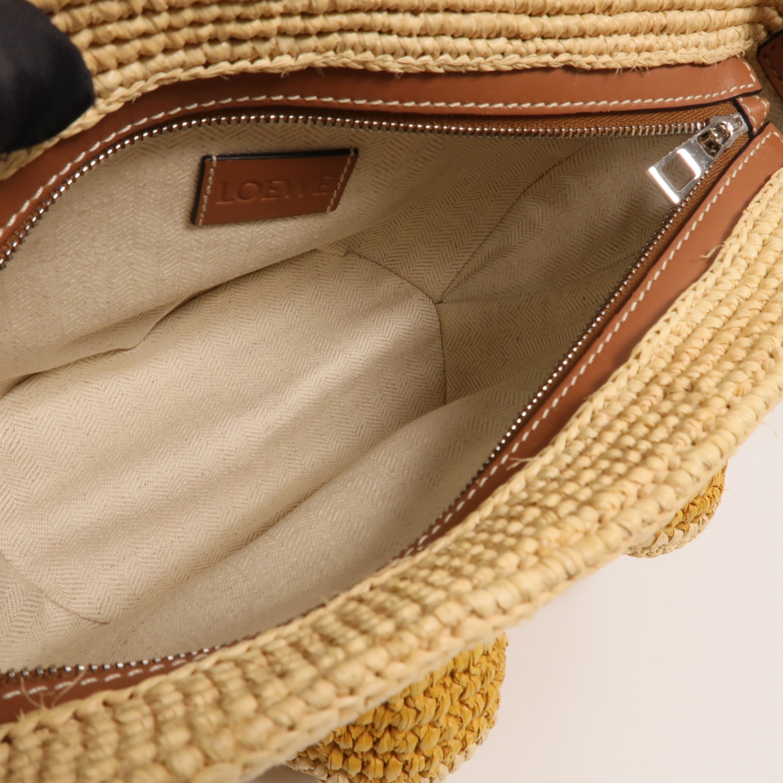 LOEWE Raffia/牛皮皮革Paula's Ibiza Ruffle Pochette肩背袋