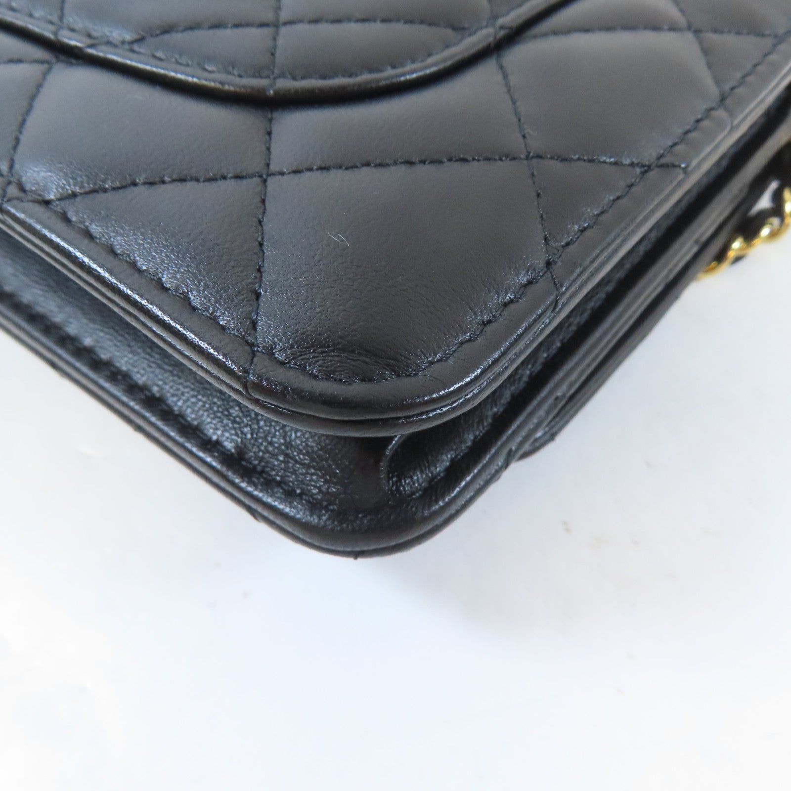 CHANEL 菱格牛皮皮革Wallet On Chain金扣鏈帶肩背袋黑色