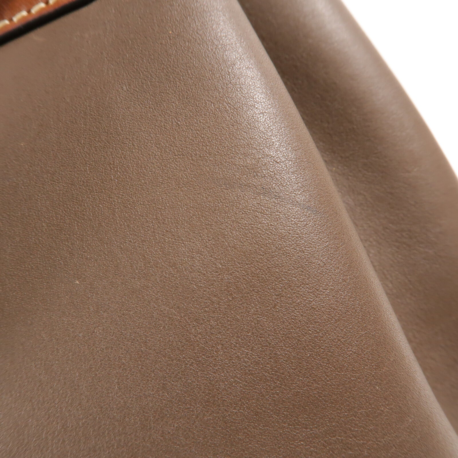 LOEWE 牛皮皮革Lazo Bucket肩背袋