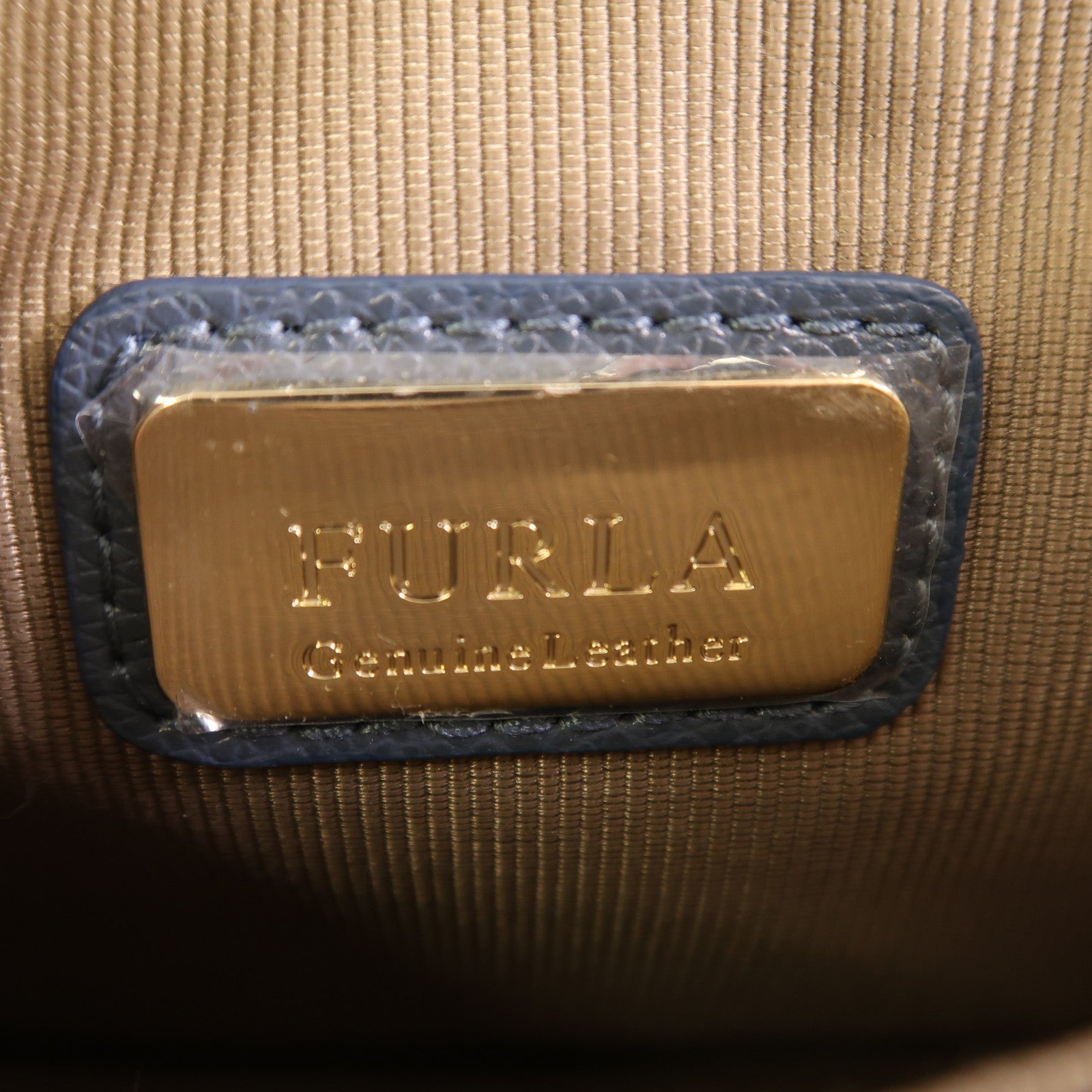 Furla 牛皮皮革Chain Shoulder金扣肩背袋