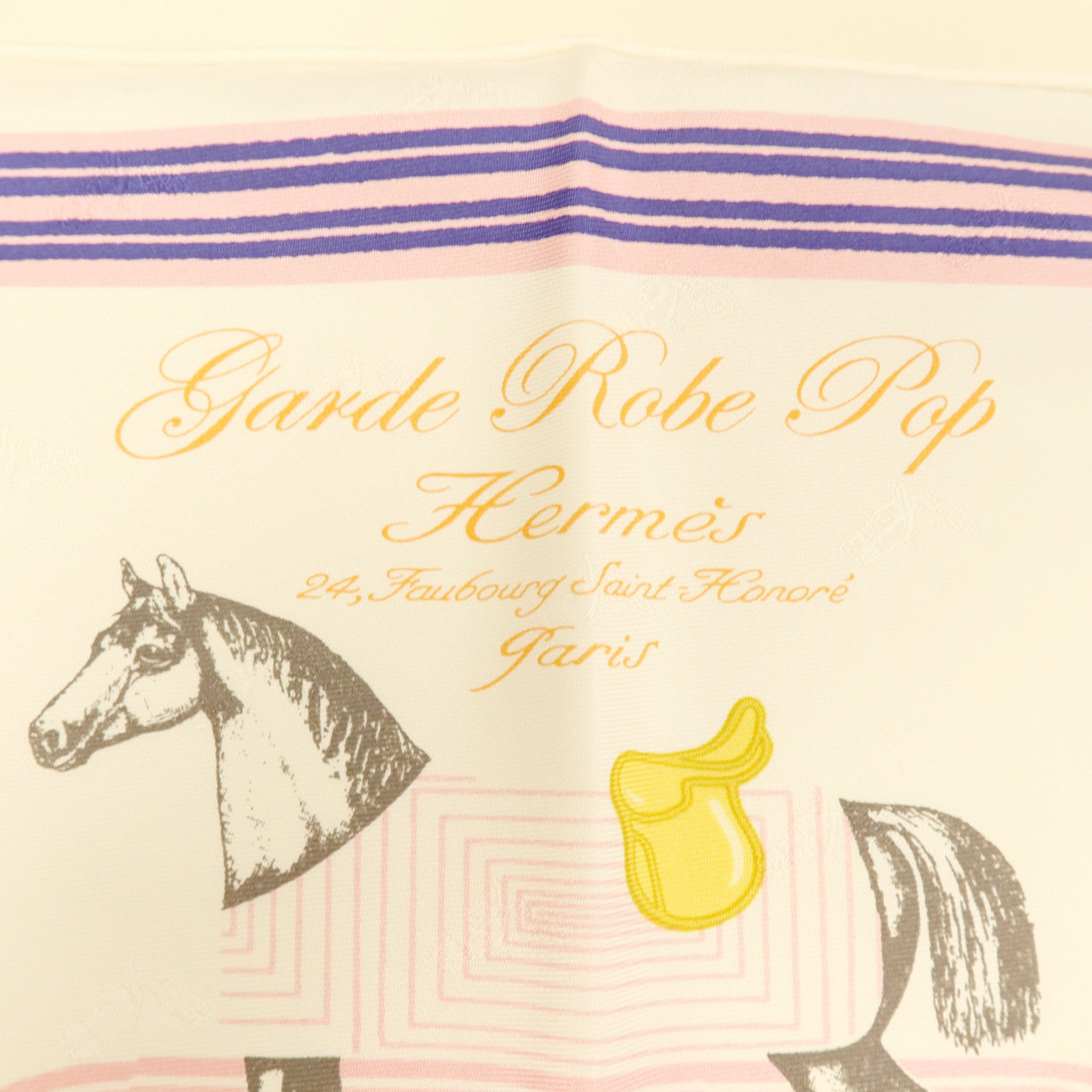 HERMES 絲質Garde Robe Pop Charm Triangle 70絲巾