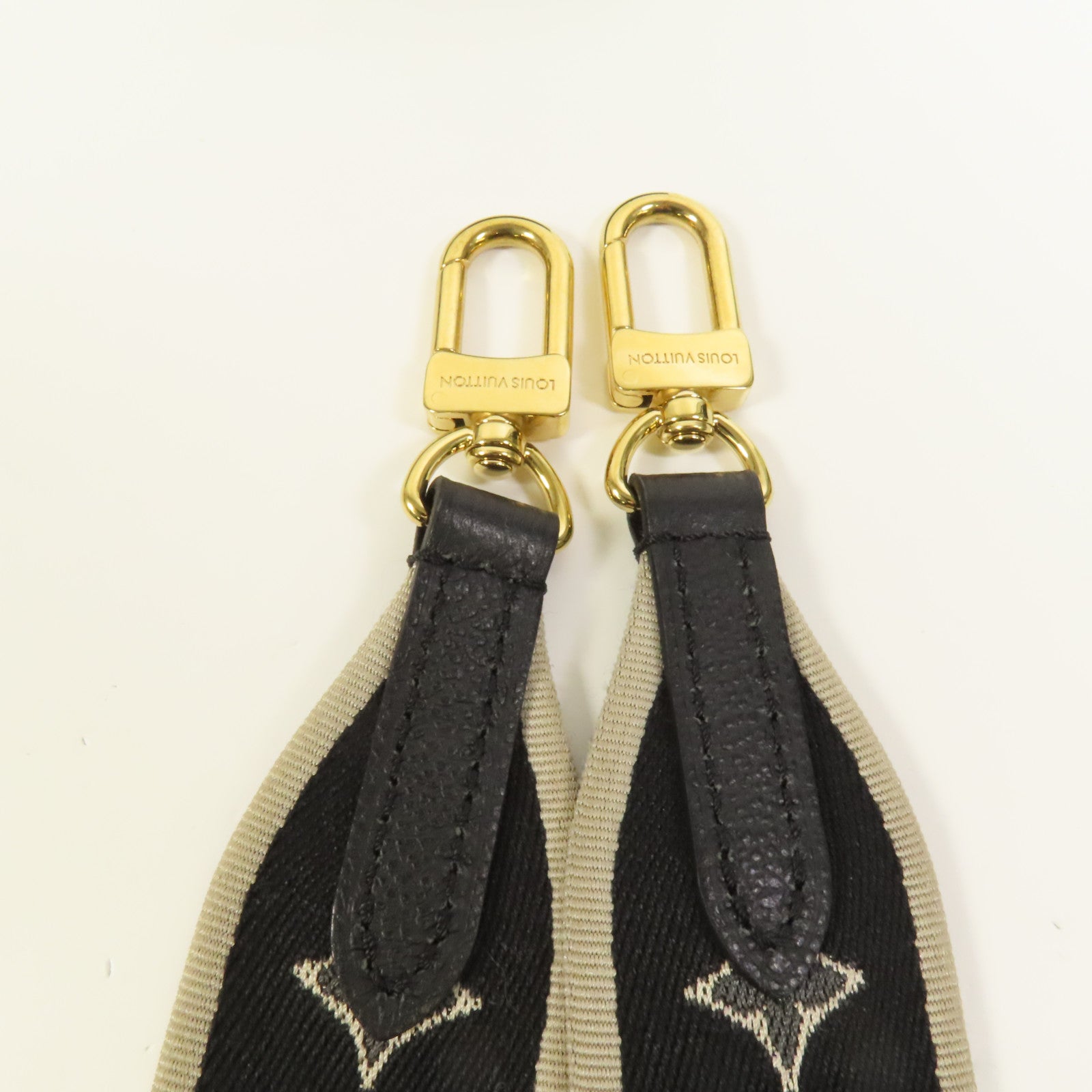 LOUIS VUITTON Monogram Empreinte Diane金扣肩背袋