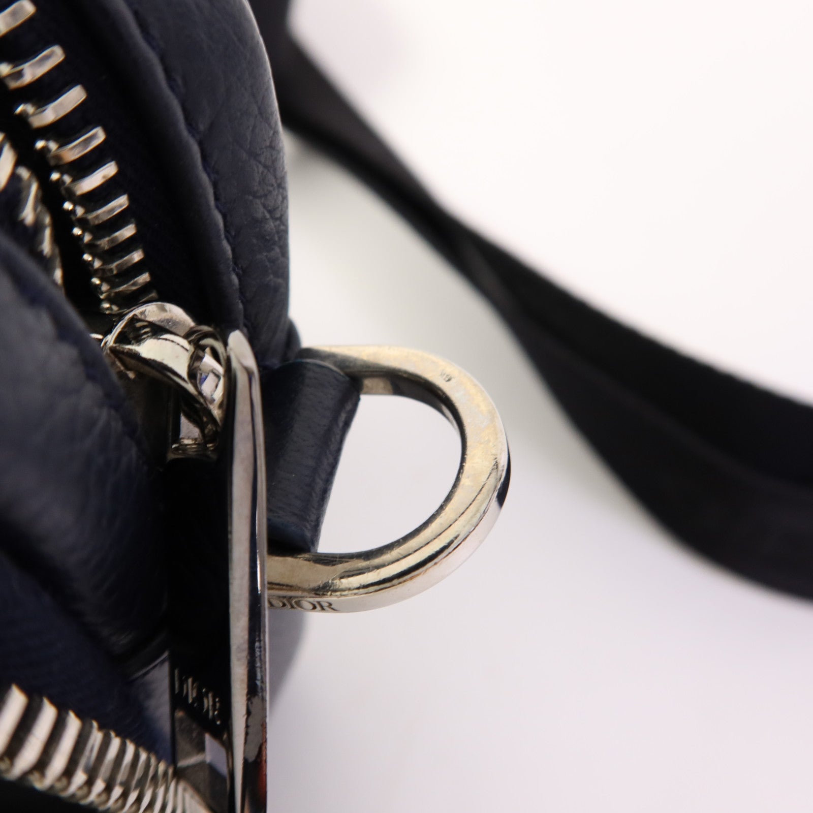 Dior 牛皮皮革Shoulder Bag銀扣肩背袋