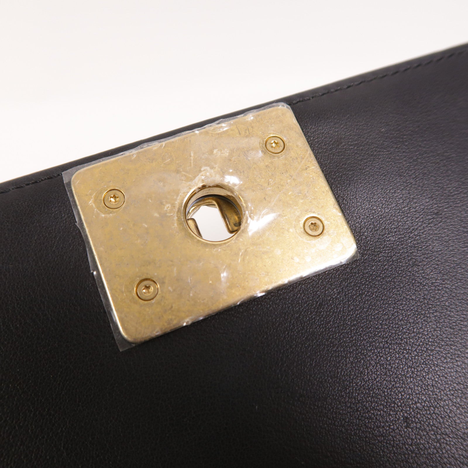 CHANEL 羊皮皮革Boy 25金扣鏈帶肩背袋